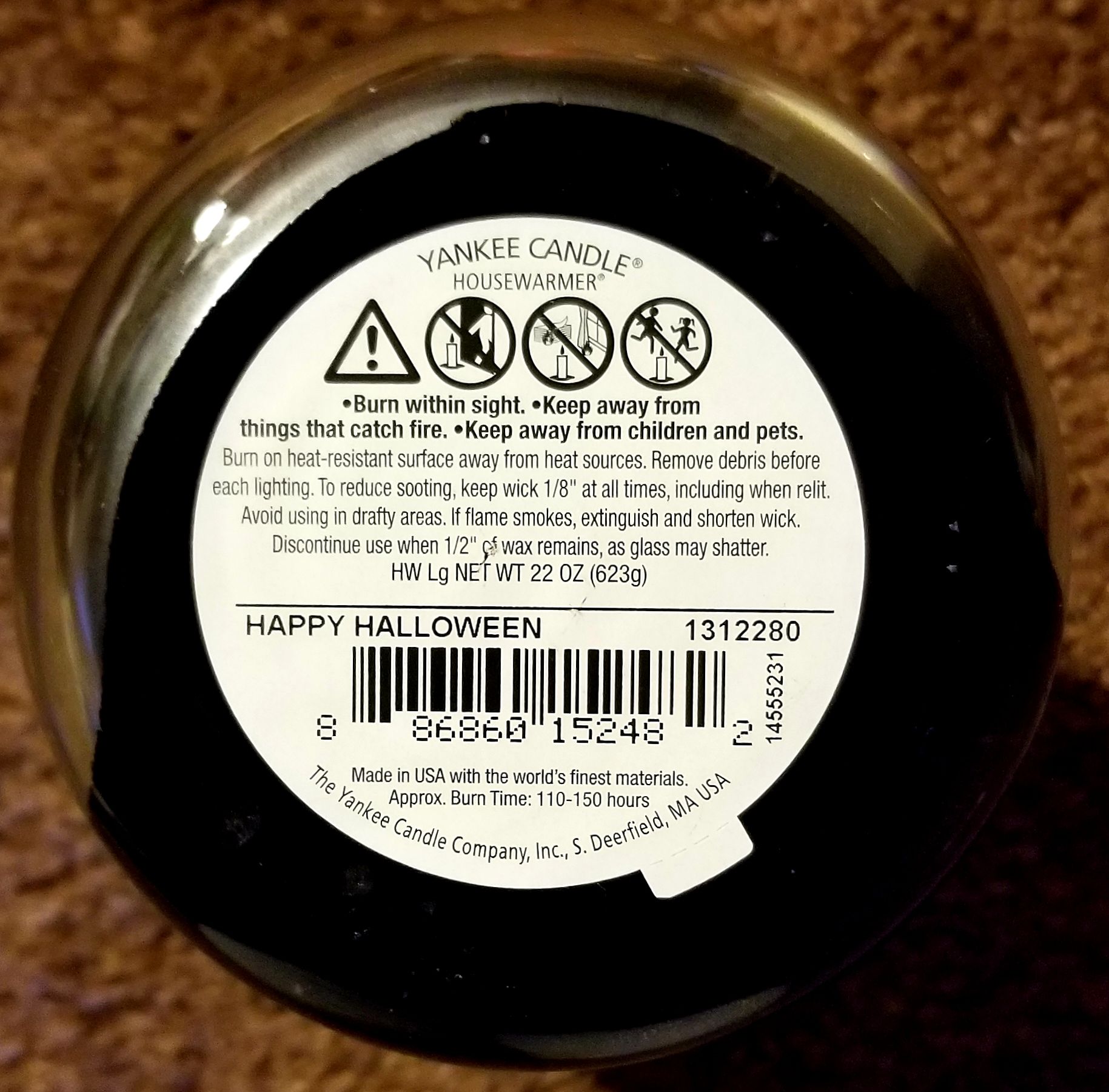 CANDLE: Halloween Yankee Happy Halloween 2014 Scarecrow  - Yankee Candle (Halloween Candle) action figure collectible - Main Image 2