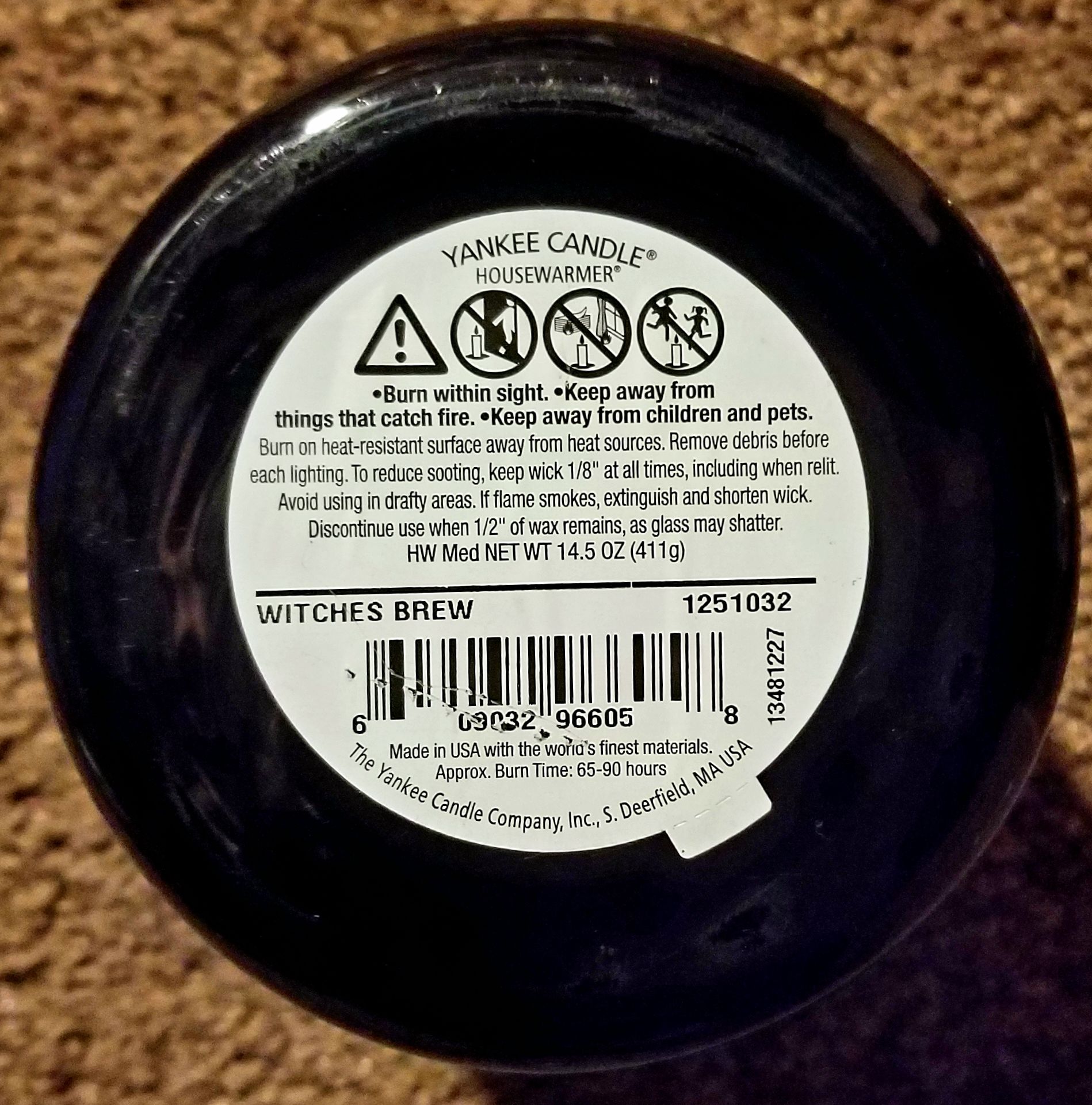 CANDLE: Halloween Yankee Witch’s Brew 2013 Skull Face - Yankee Candle (Halloween Candle) action figure collectible - Main Image 2