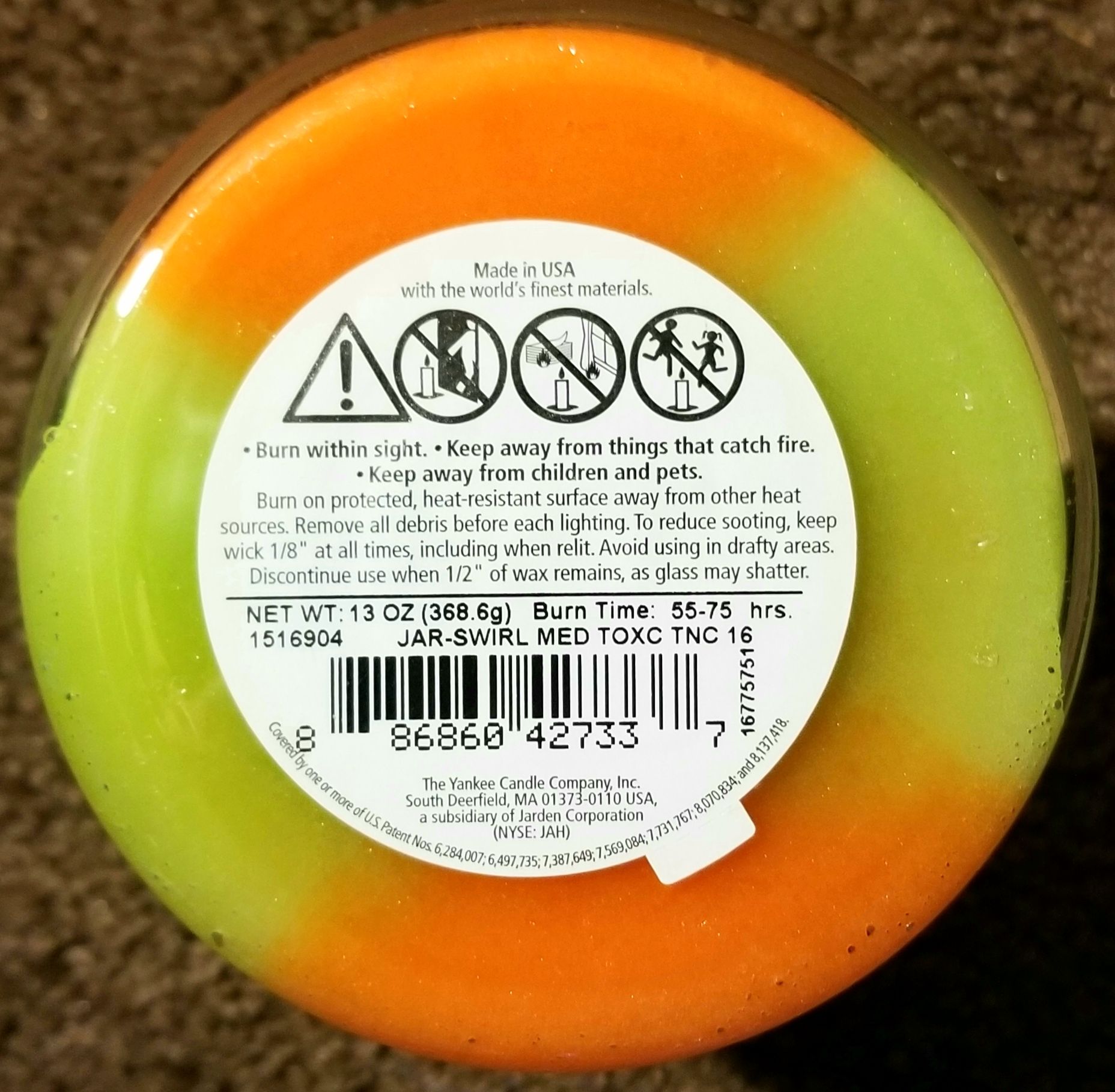 CANDLE: Halloween Yankee Toxic Tonic Swirl  2016 - Yankee Candle (Halloween Candle) action figure collectible - Main Image 2