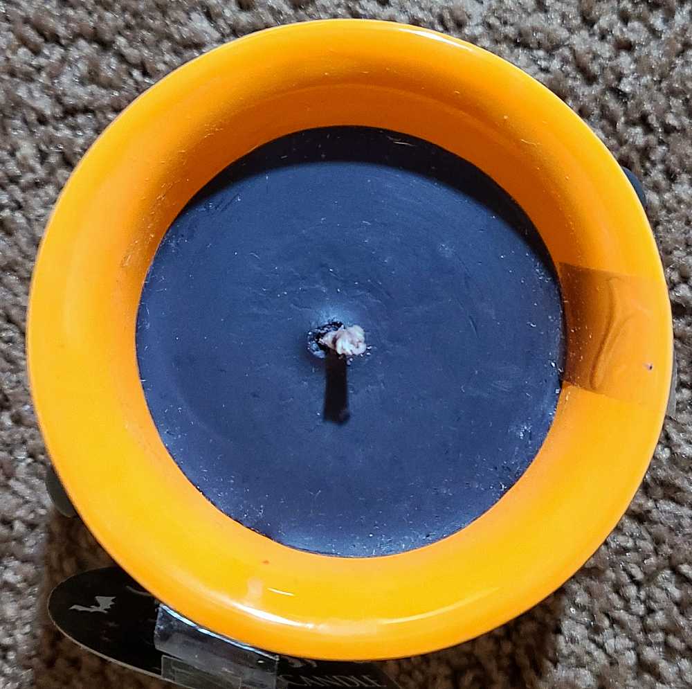 CANDLE: Halloween Yankee Witch’s Brew 2014 Orange Cauldron  - Yankee Candle (Halloween Candle) action figure collectible - Main Image 3