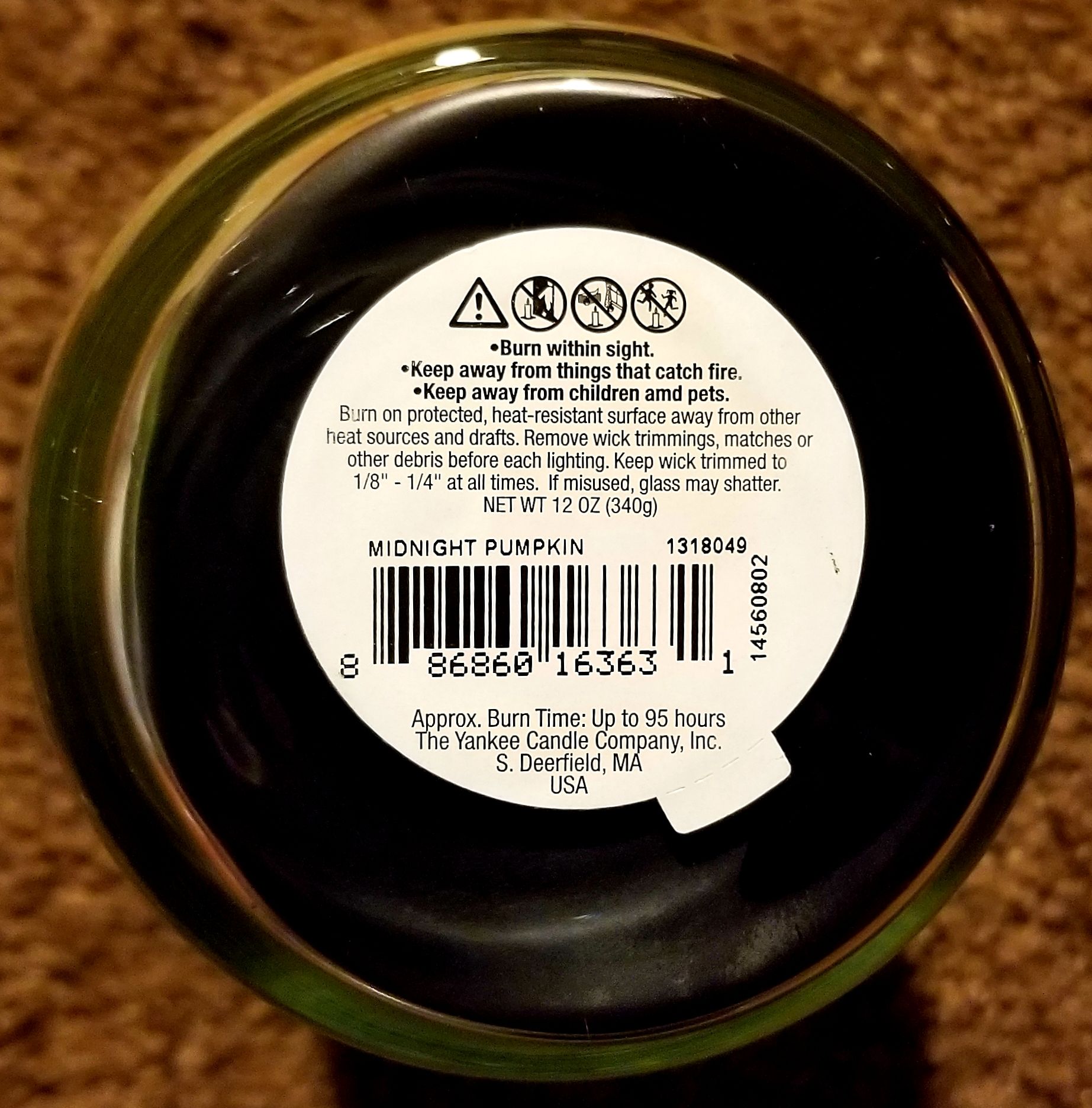 CANDLE: Pumpkins Yankee Midnight Pumpkin 2014 - Yankee Candle (Autumn Candles) action figure collectible - Main Image 2