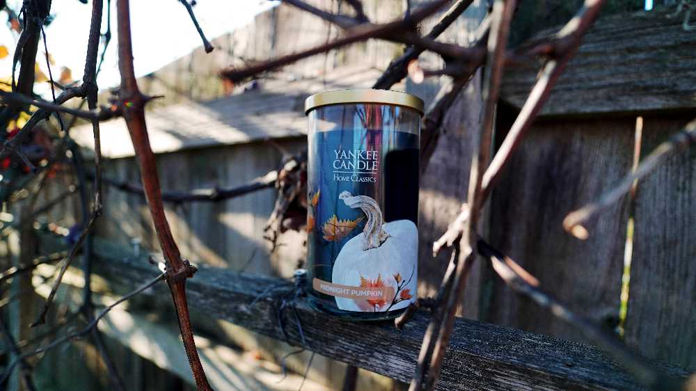 CANDLE: Pumpkins Yankee Midnight Pumpkin 2014 - Yankee Candle (Autumn Candles) action figure collectible - Main Image 3