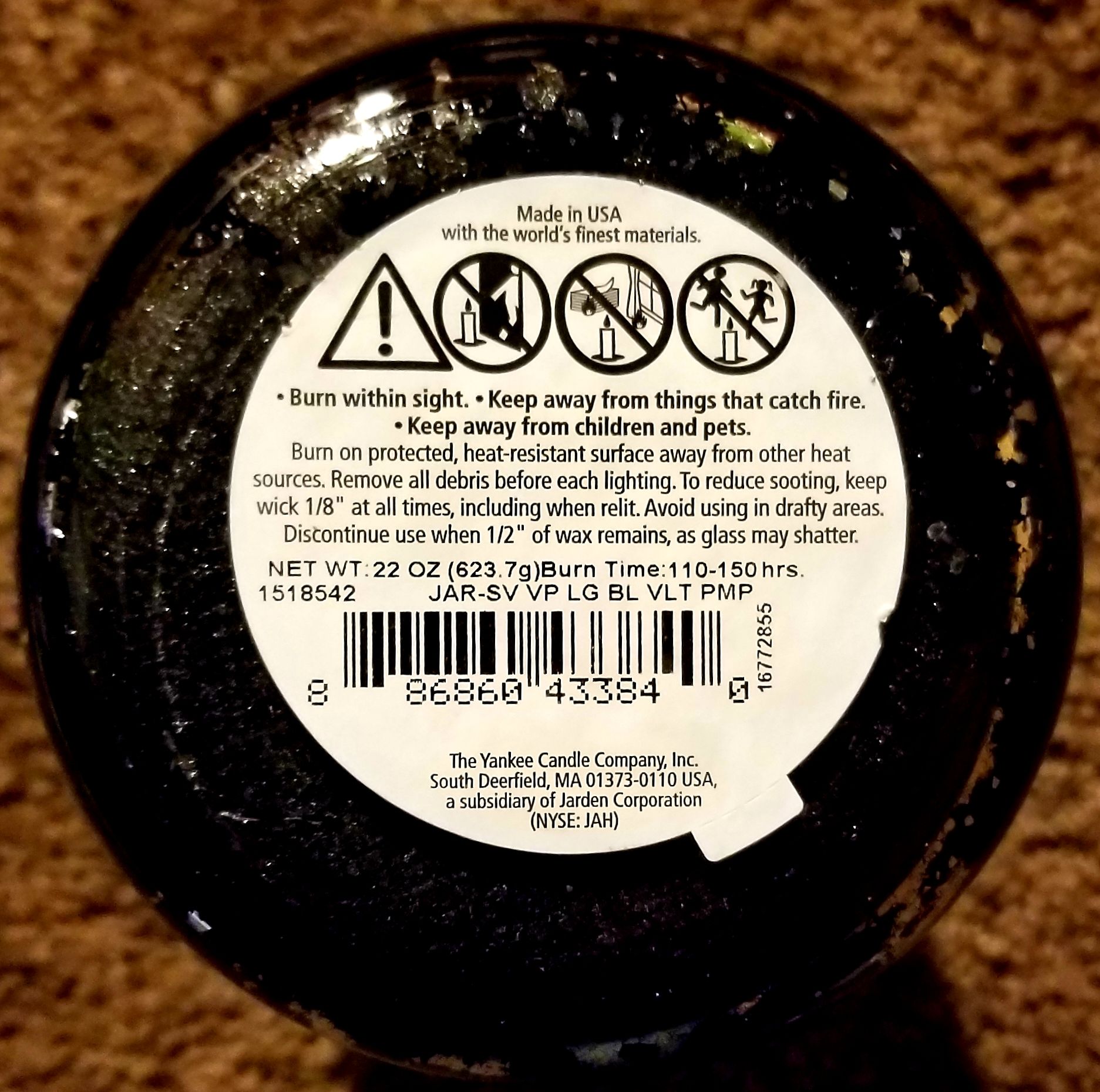 CANDLE: Pumpkins Yankee Velvet Black Pumpkin 2016 - Yankee Candle (Autumn Candles) action figure collectible - Main Image 2