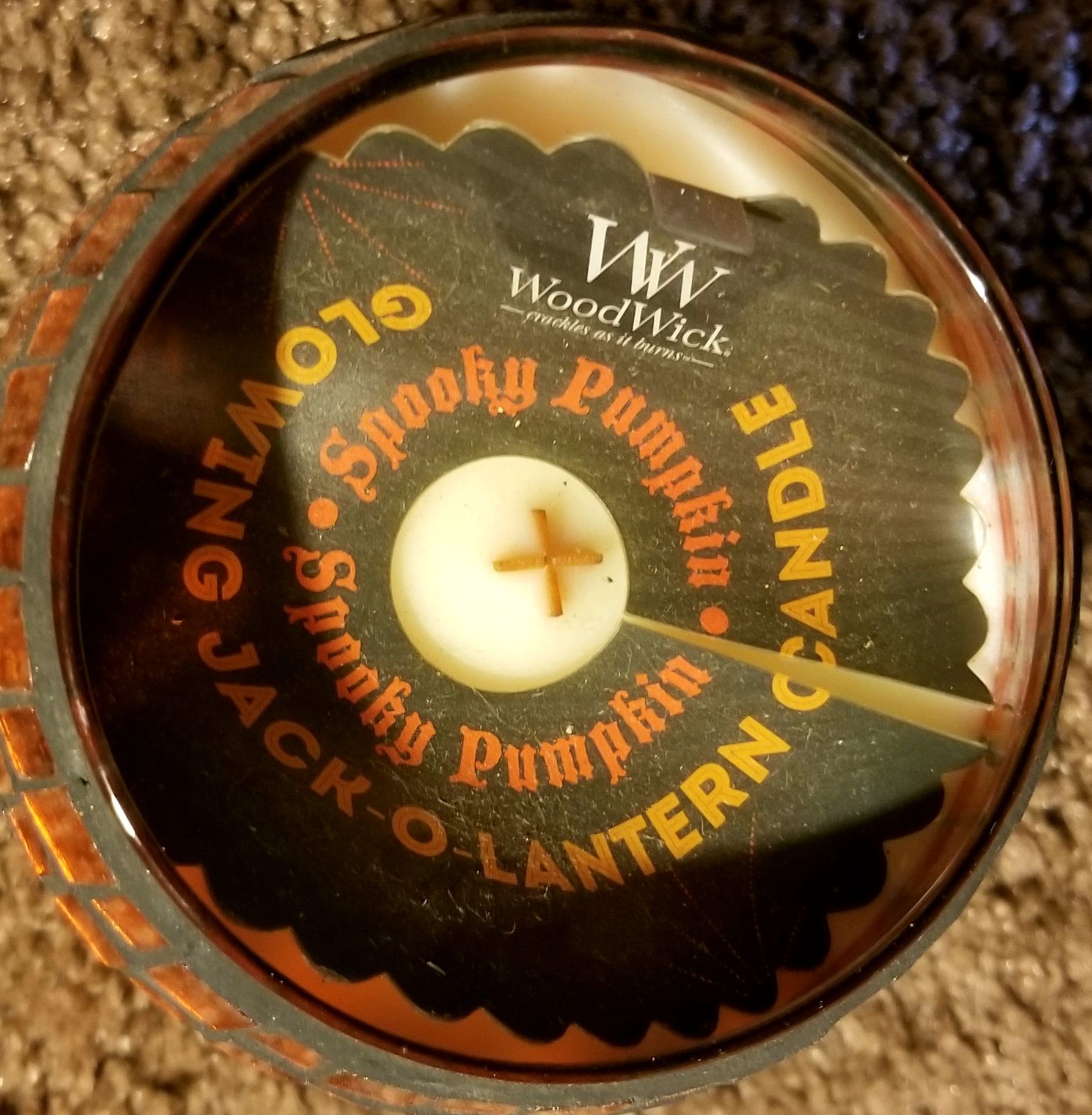 CANDLE: Halloween Wood Wick Spooky Pumpkin 2015 - Wood Wick Candle (Halloween Candle) action figure collectible - Main Image 2