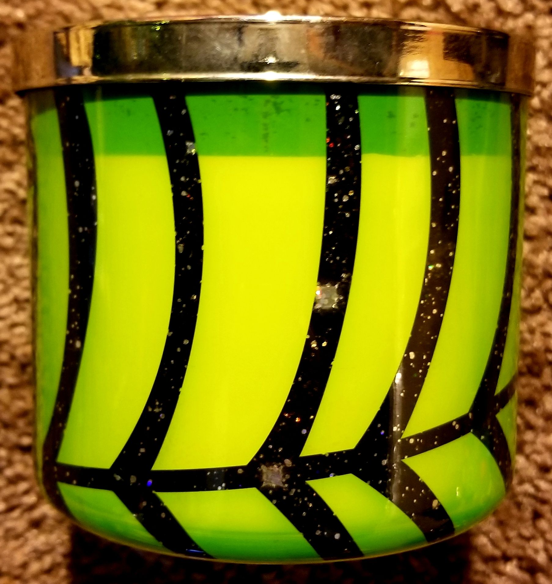 CANDLE: Halloween Bath & Bodyworks Spiced Cider 2011 - Bath & Bodyworks Candle (Halloween Candle) action figure collectible - Main Image 2