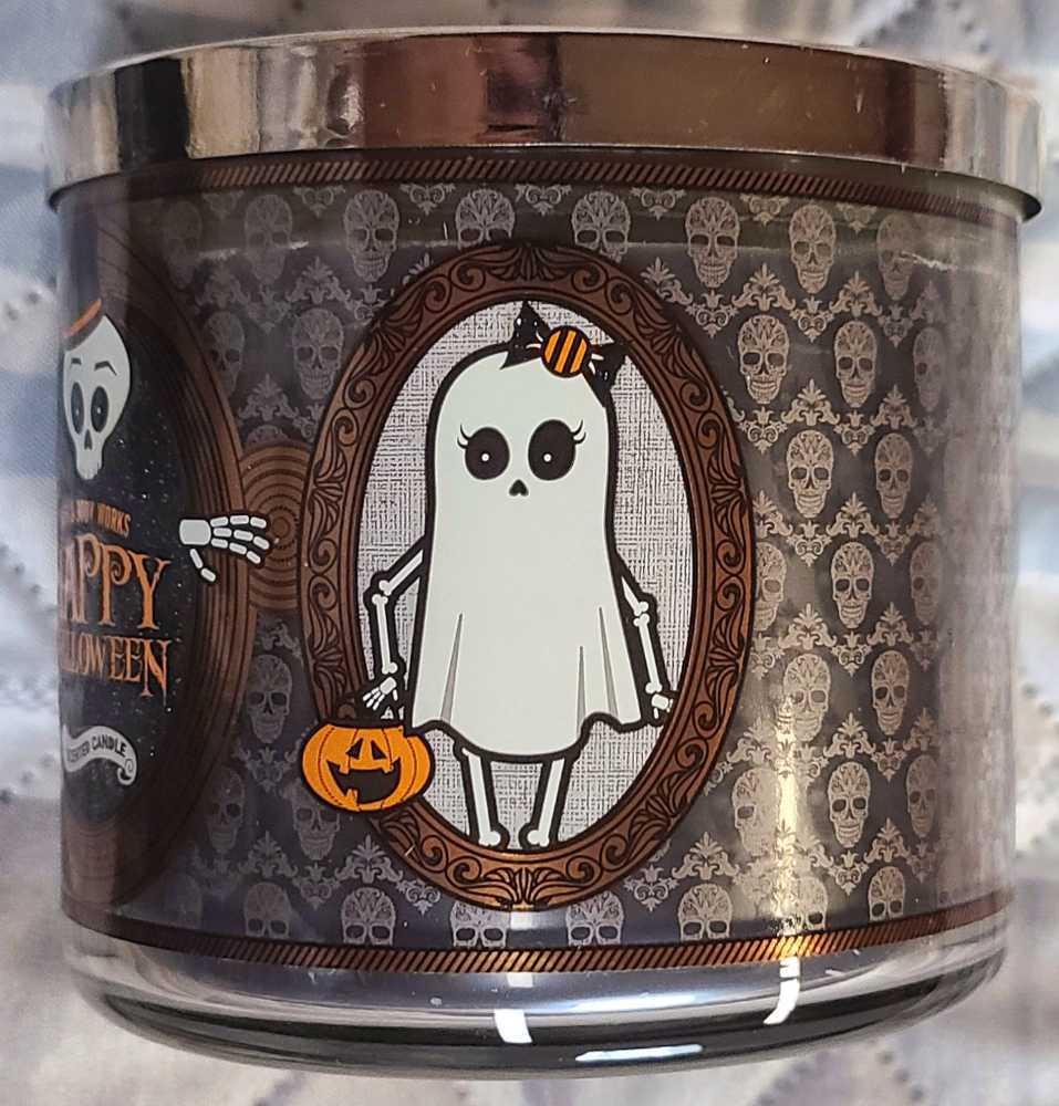 CANDLE: Halloween Bath & Bodyworks Sweet Cinnamon Pumpkin 2017 - Bath & Bodyworks Candle (Halloween Candle) action figure collectible - Main Image 4