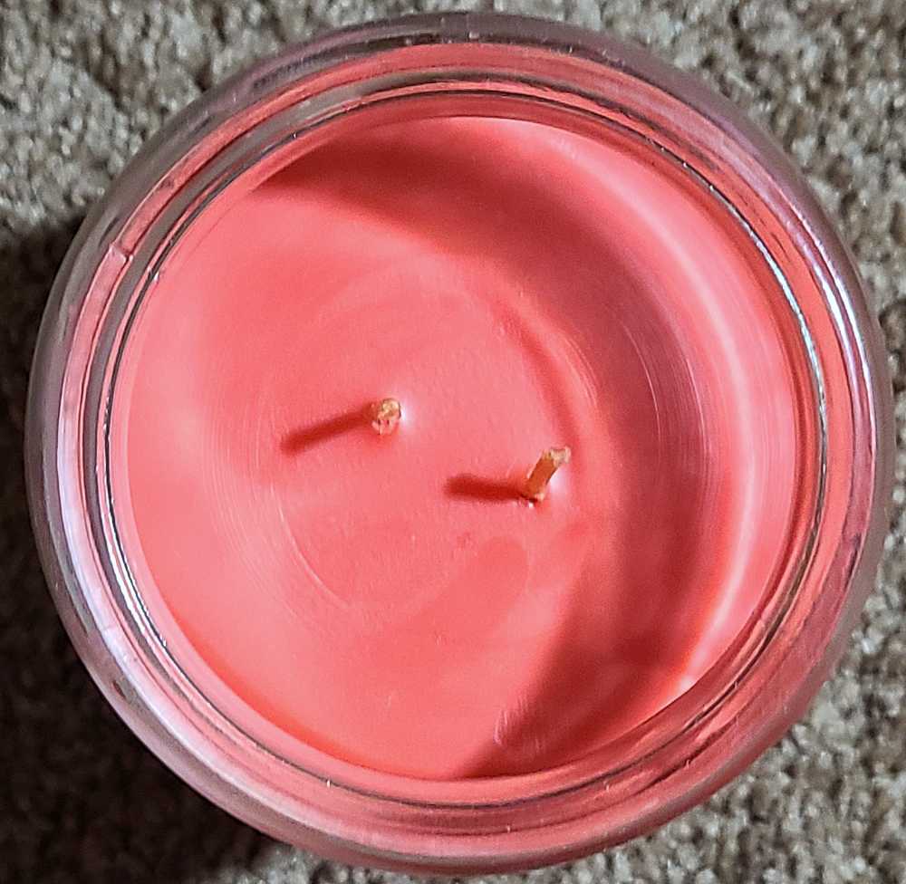 CANDLE: Halloween DW Home Cranberry Rum 2015  (Halloween Candle) action figure collectible - Main Image 4