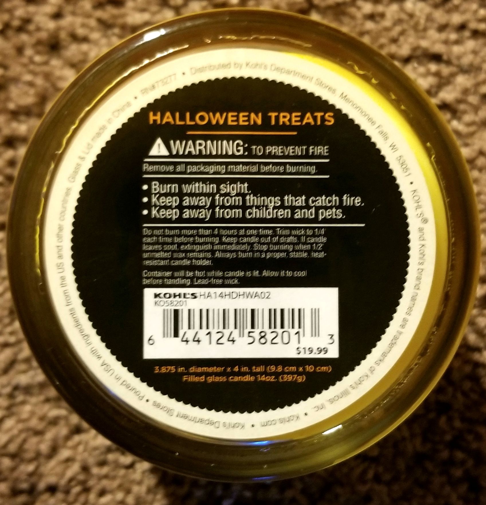 CANDLE: Halloween Various Midnight Market Halloween Treats 2015 - Midnight Market Candle (Halloween Candle) action figure collectible - Main Image 2