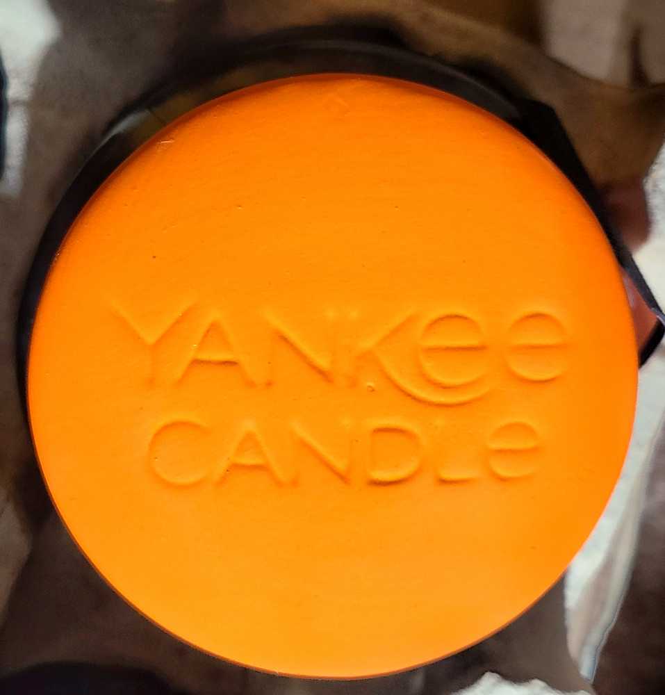 CANDLE: Halloween Yankee Sweet Seduction 2018 Ceramic  - Yankee Candle (Halloween Candle) action figure collectible - Main Image 3