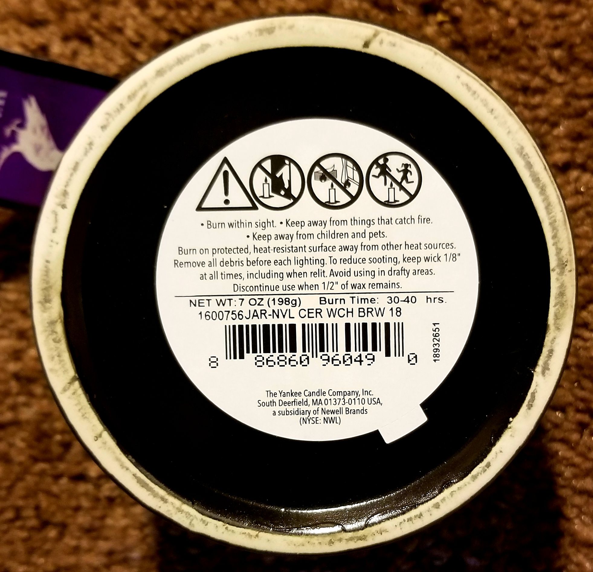 CANDLE: Halloween Yankee Witch’s Brew 2018 Ceramic  - Yankee Candle (Halloween Candle) action figure collectible - Main Image 2