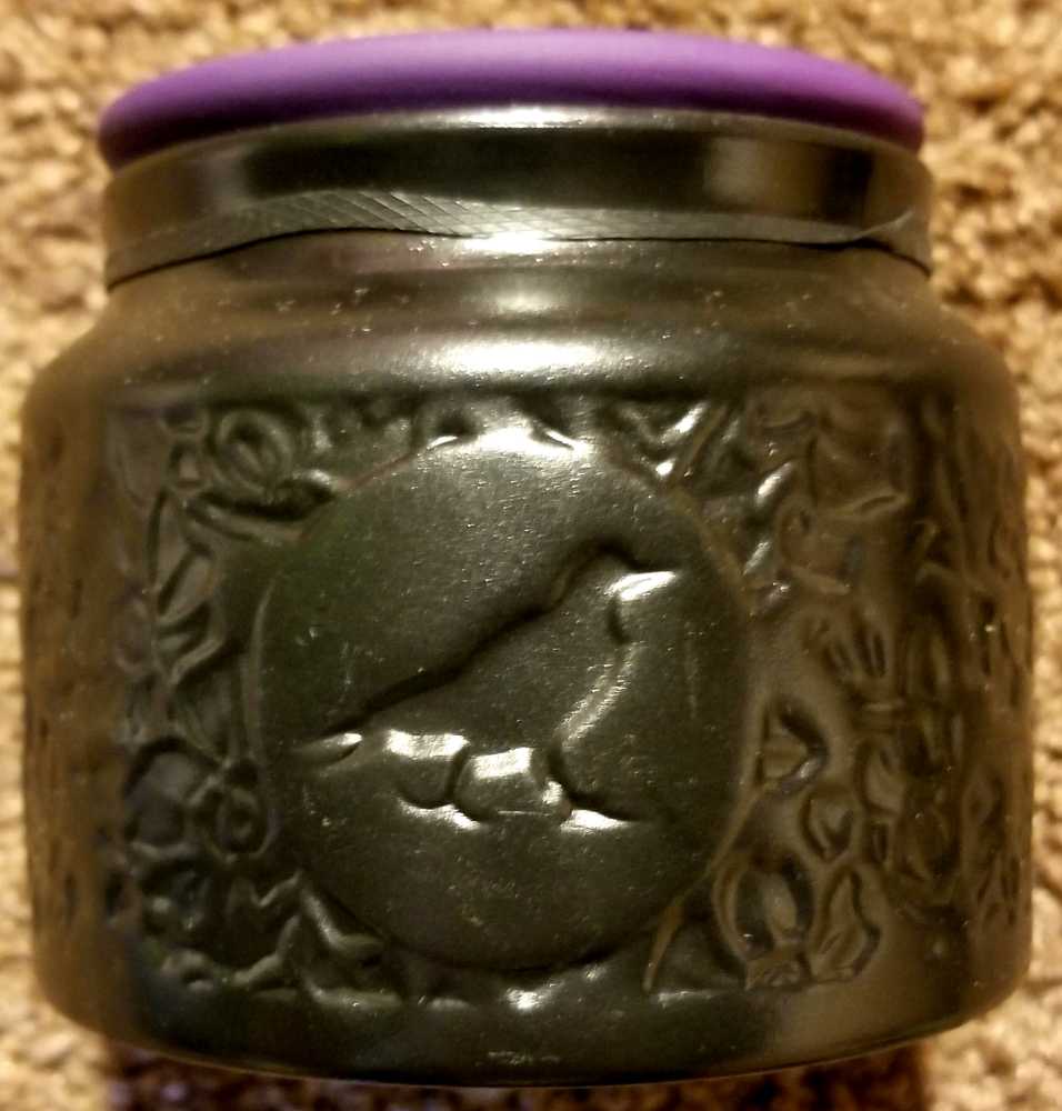 CANDLE: Halloween Yankee Witch’s Brew 2018 Ceramic  - Yankee Candle (Halloween Candle) action figure collectible - Main Image 3