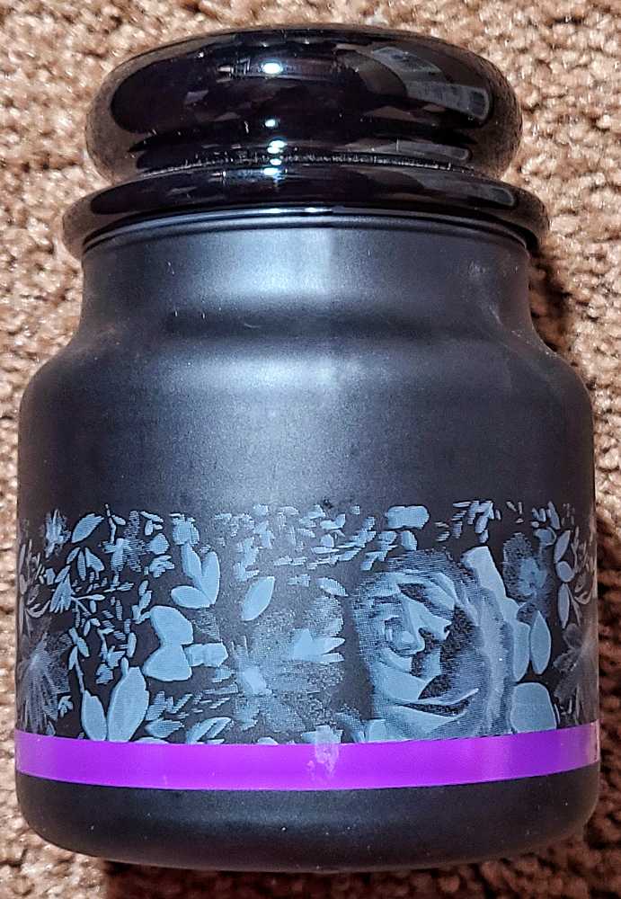 CANDLE: Halloween Yankee Witch’s Brew 2018 Black Jar - Yankee Candle (Halloween Candle) action figure collectible - Main Image 3