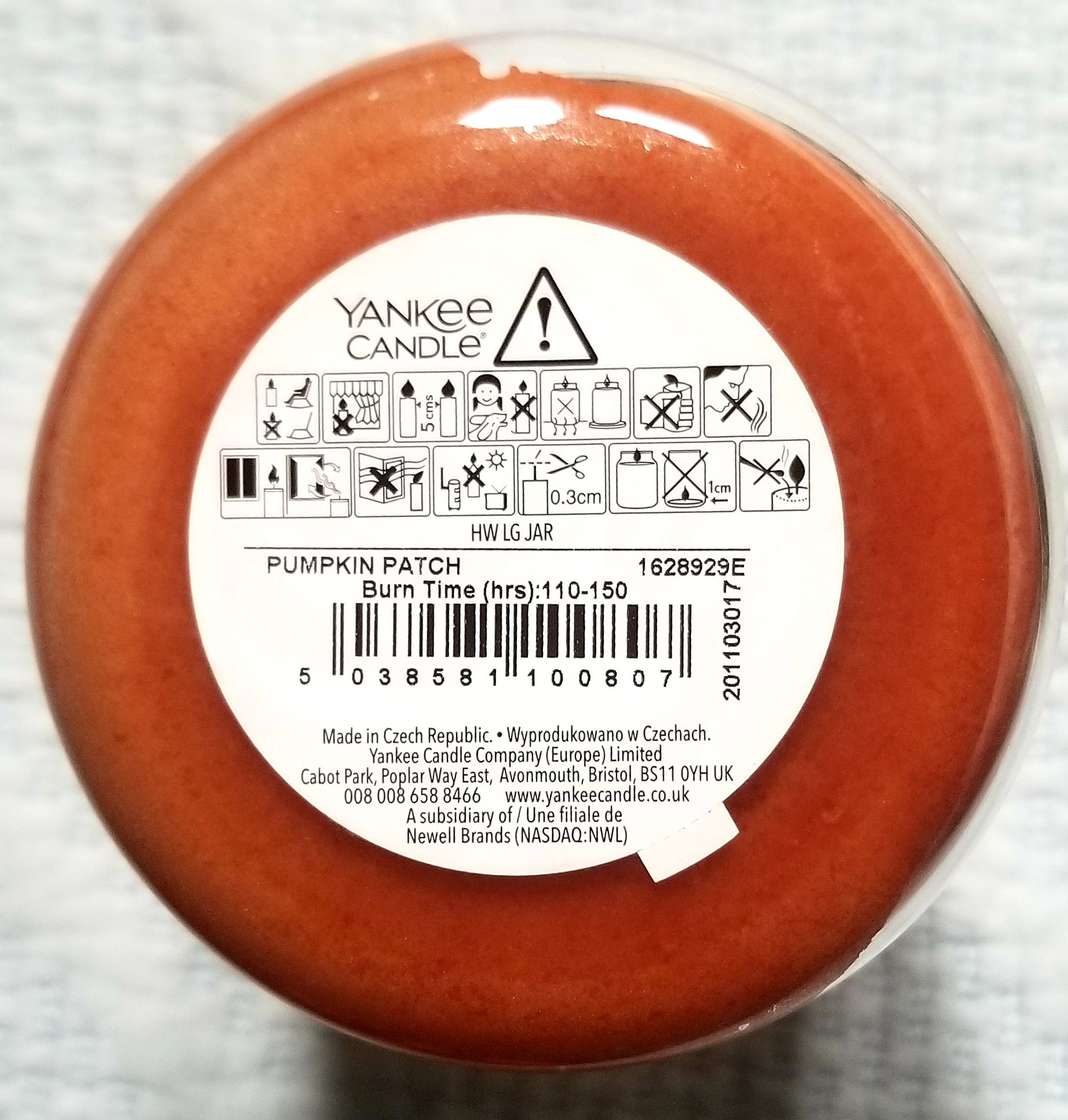 CANDLE: Halloween Yankee Pumpkin Patch 2020 UK - Yankee Candle (Halloween Candle) action figure collectible [Barcode 5038581100807] - Main Image 2