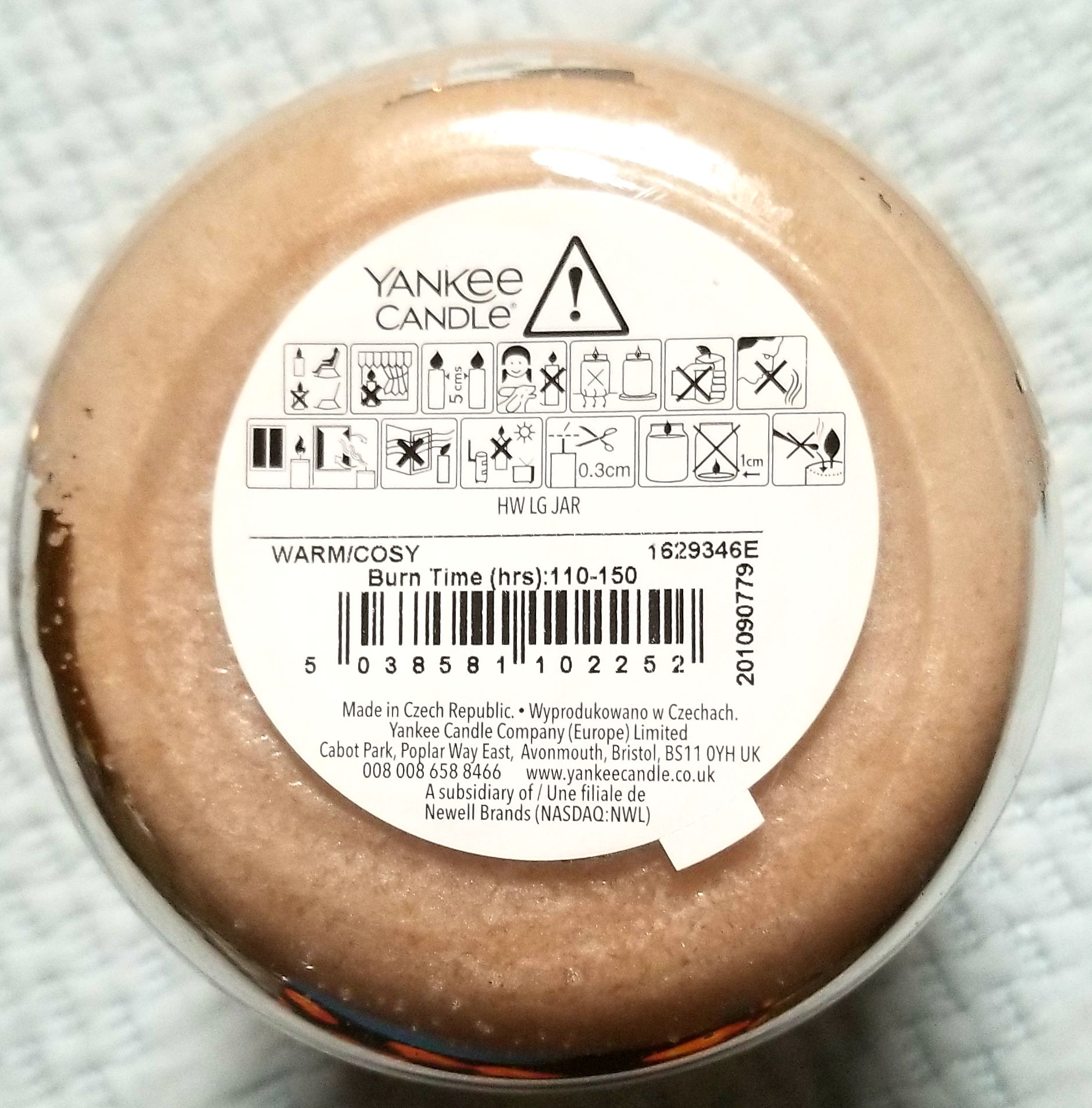 CANDLE: Camping Yankee Warm and Cozy - Yankee Candle (Camping Candles) action figure collectible [Barcode 5038581102252] - Main Image 2