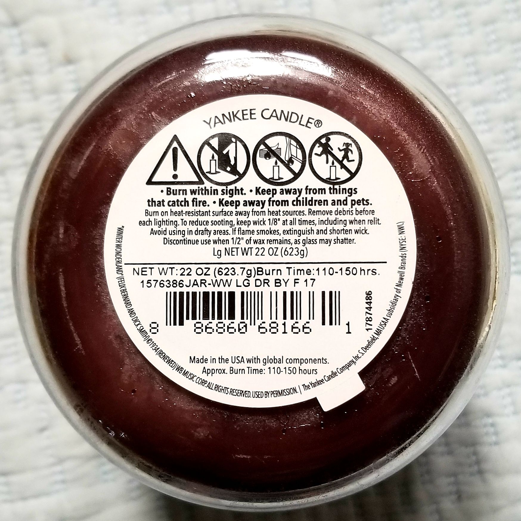 CANDLE: Christmas Yankee Dream by the Fire 2017 WWL - Yankee Candle (Christmas Candle) action figure collectible [Barcode 886860681661] - Main Image 2