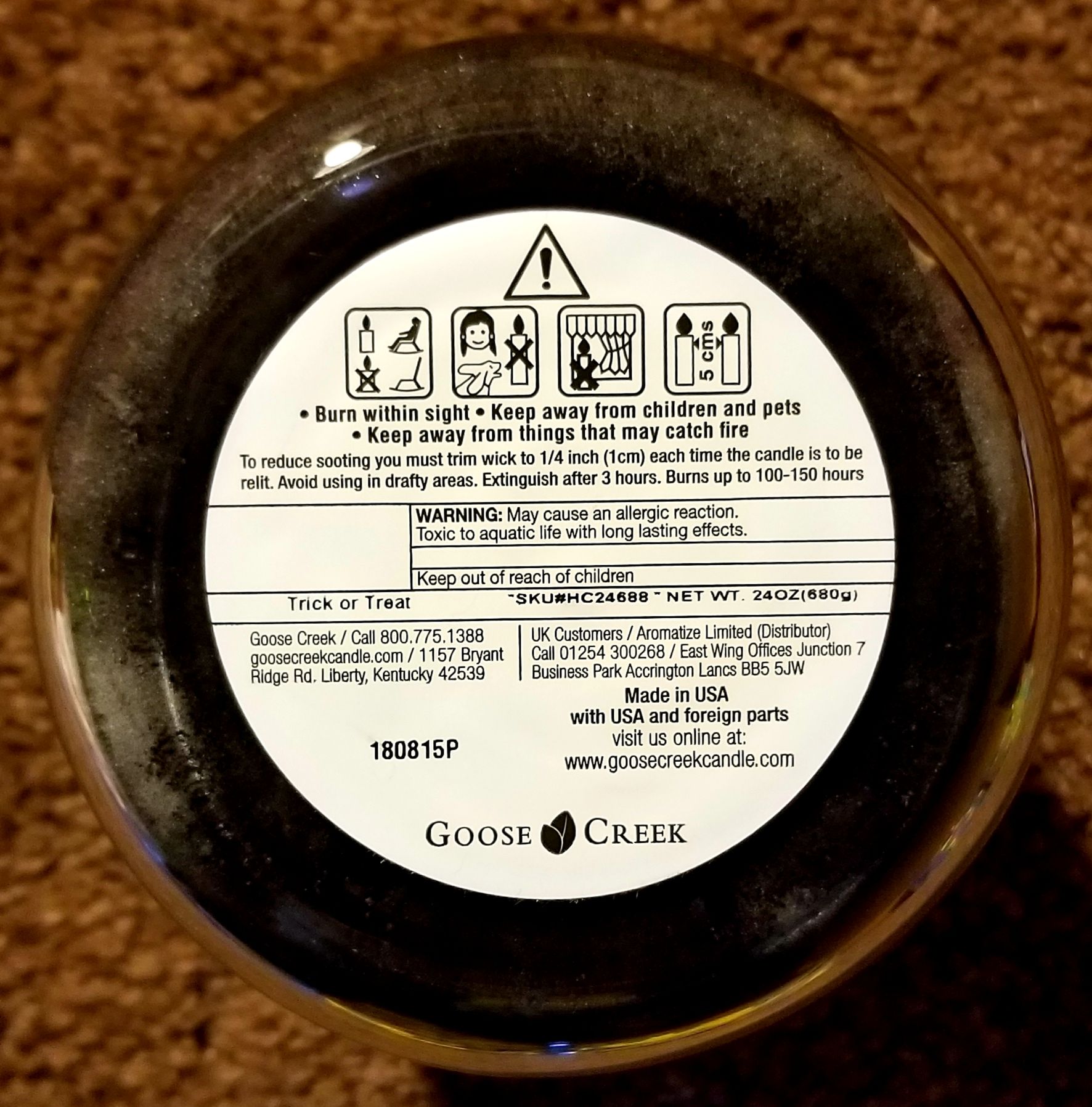 CANDLE: Halloween Goose Creek Trick or Treat 2018 - Goose Creek Candle (Halloween Candle) action figure collectible - Main Image 2