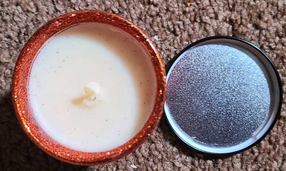 CANDLE: Halloween DW Home Spooky 2020 - DW Home Candle (Halloween Candle) action figure collectible - Main Image 4