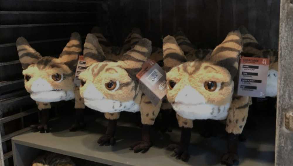 Disney Galaxy’s Edge PlushCreatures- Star Wars Tooka Loth Cat 10 inch plush SWR - Disney Galaxy’s Edge Shops (Star Wars Galaxy’s Edge Merchandise) action figure collectible [Barcode 400021058231] - Main Image 4