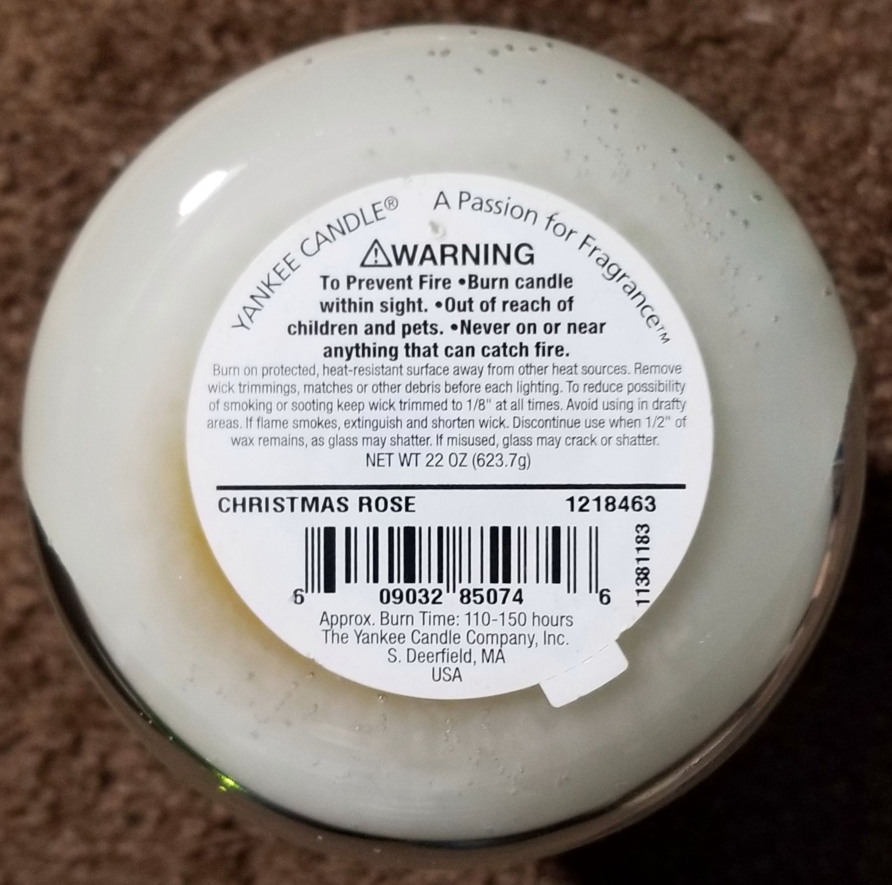 CANDLE: Christmas Yankee Christmas Rose 2011 - Yankee Candle (Christmas Candles) action figure collectible - Main Image 2