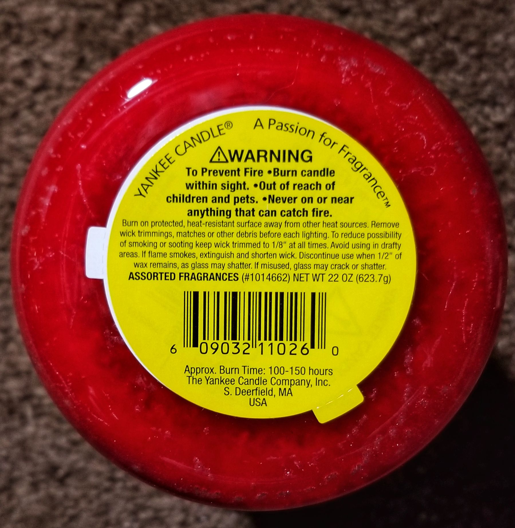 CANDLE: Christmas Yankee Festive Cocktail xdrink - Yankee Candle (Christmas Candles) action figure collectible - Main Image 2