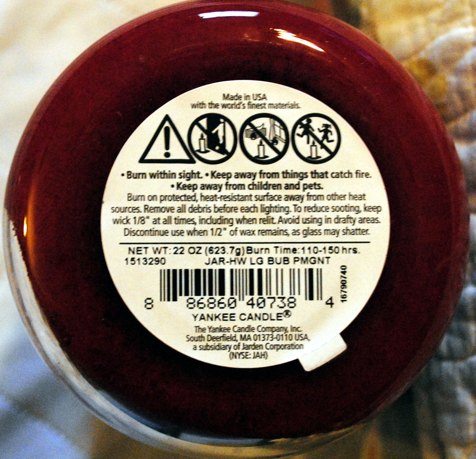 CANDLE: Christmas Yankee Bubbly Pomegranate. xdrink - Yankee Candle (Christmas Candles) action figure collectible - Main Image 2