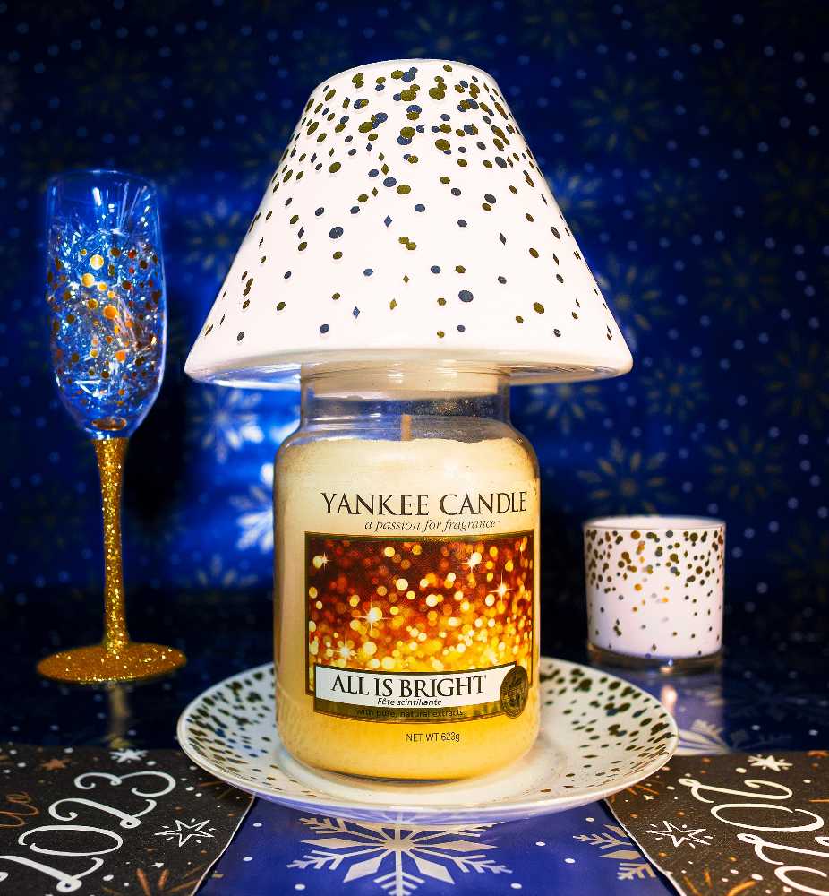CANDLE: New Years Yankee Candle All is Bright 2015 - Yankee Candle (New Years Candles) action figure collectible - Main Image 3