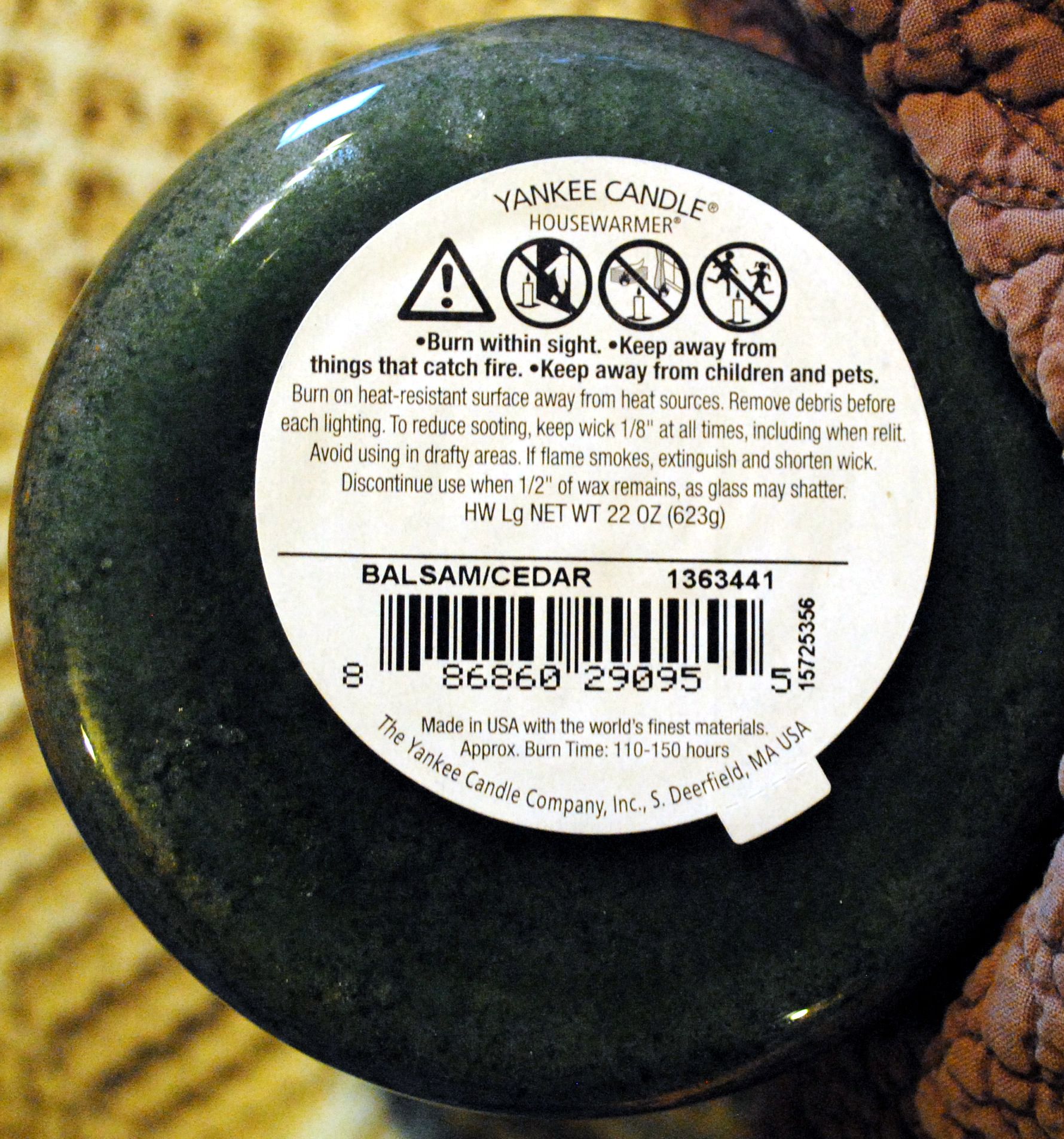 CANDLE: Christmas Yankee Balsam & Cedar Deerfield Exclusive 2015 - Yankee Candle (Christmas Candles) action figure collectible - Main Image 2