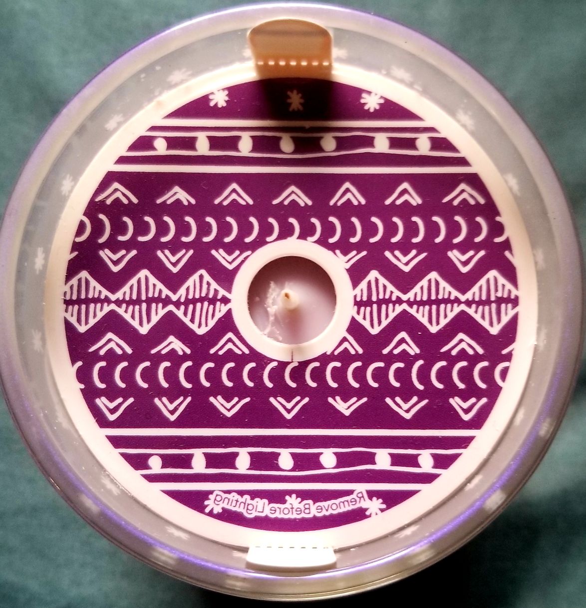 CANDLE: Easter Yankee Berry Bliss Egg Shaped 2019 - Yankee Candle (Easter Candles) action figure collectible - Main Image 2