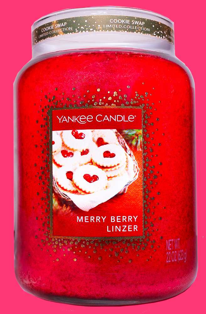 CANDLE: Christmas Yankee Merry Berry Linzer Cookie swap 2016 - Yankee Candle (Christmas Candles) action figure collectible - Main Image 3