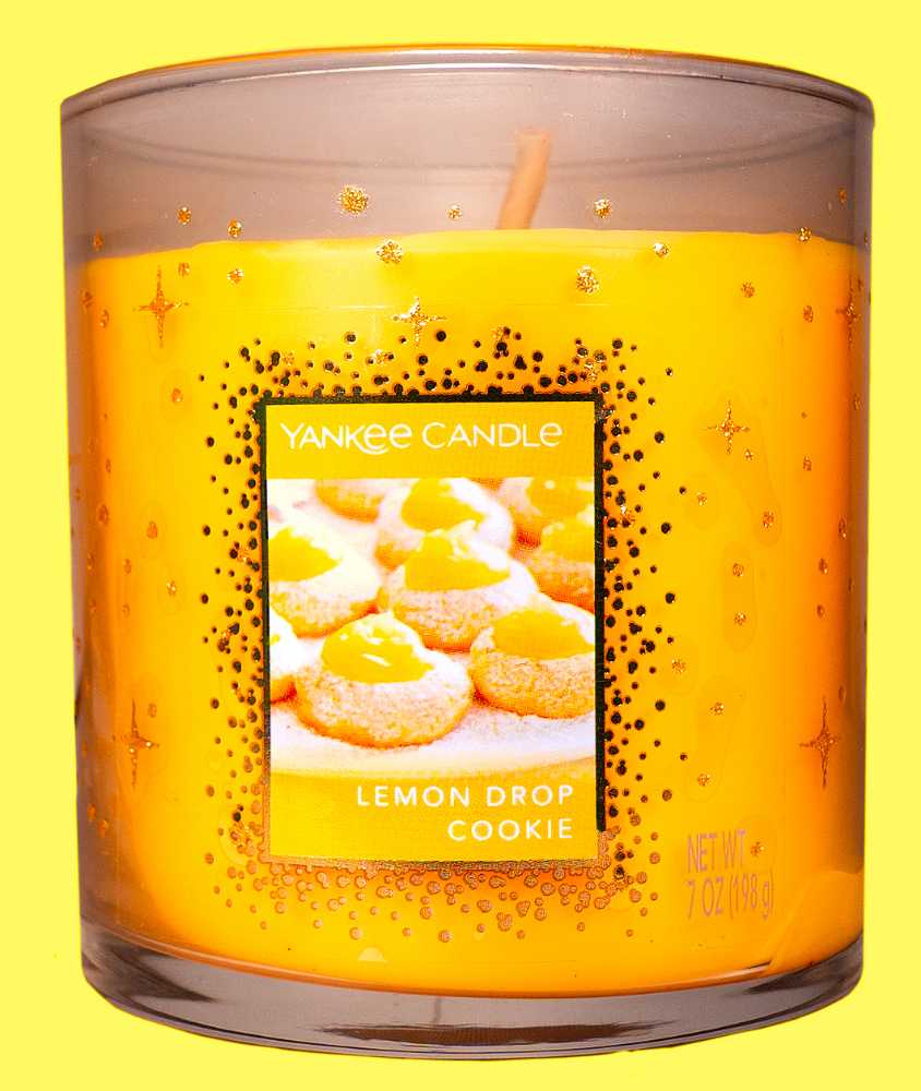 CANDLE: Christmas Yankee Lemon Drop Cookie Swap 2017 - Yankee Candle (Christmas Candles) action figure collectible - Main Image 3