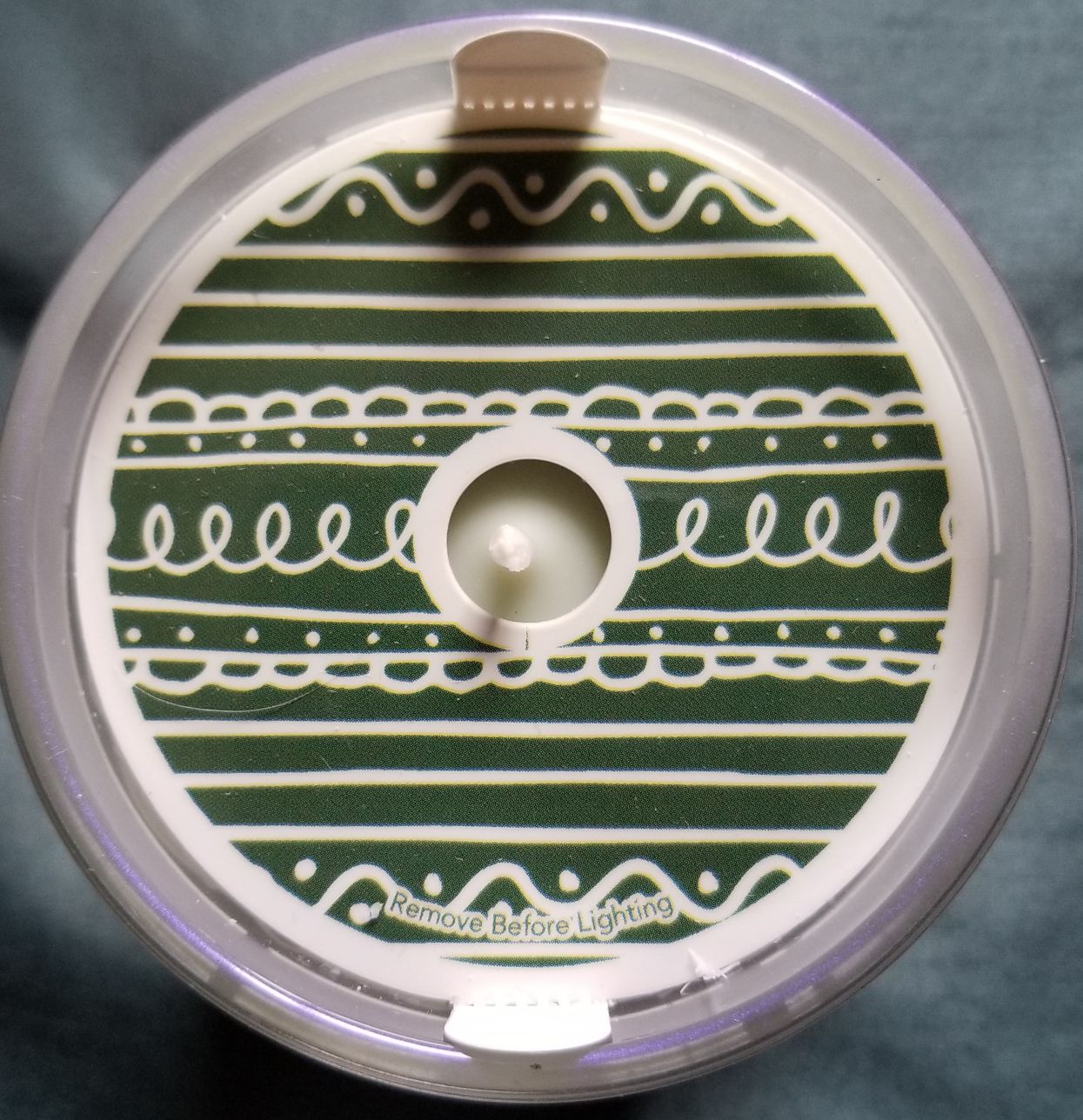 CANDLE: Easter Yankee Easter Basket Egg Shaped 2019 - Yankee Candle (Easter Candles) action figure collectible - Main Image 2