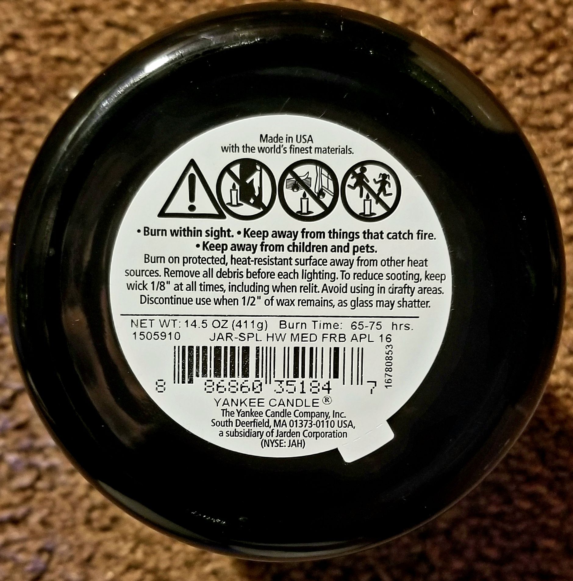 CANDLE: Halloween Yankee Forbidden Apple 2016 Jar - Yankee Candle (Halloween Candle) action figure collectible - Main Image 2