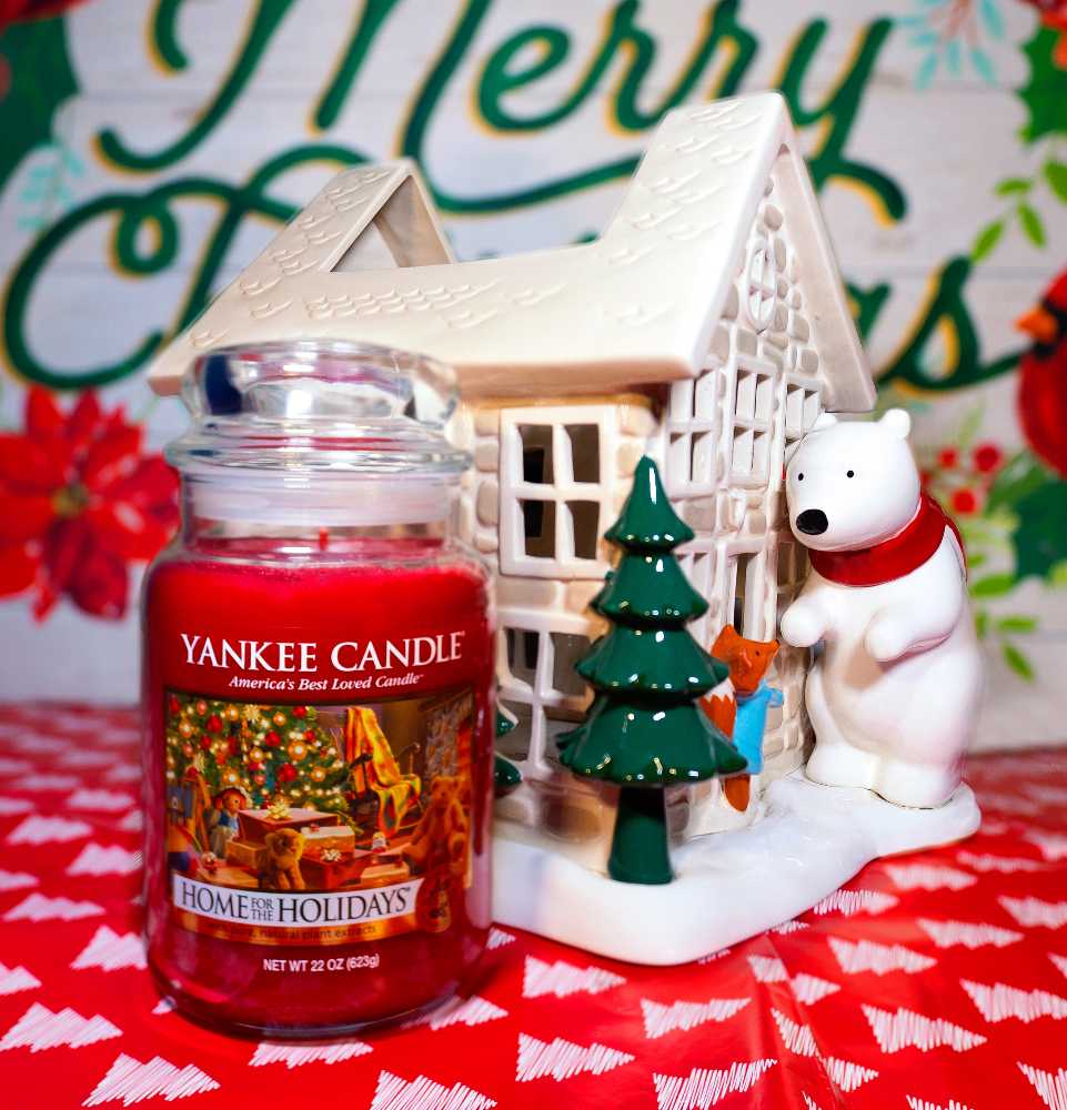 CANDLE: Christmas Yankee Home for the Holidays 2014 - Yankee Candle (Christmas Candles) action figure collectible - Main Image 3