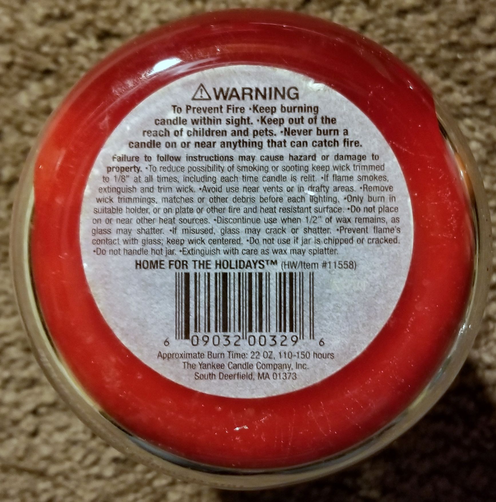 CANDLE: Christmas Yankee Home for the Holidays (Black Band) 2004 - Yankee Candle (Christmas Candles) action figure collectible - Main Image 2