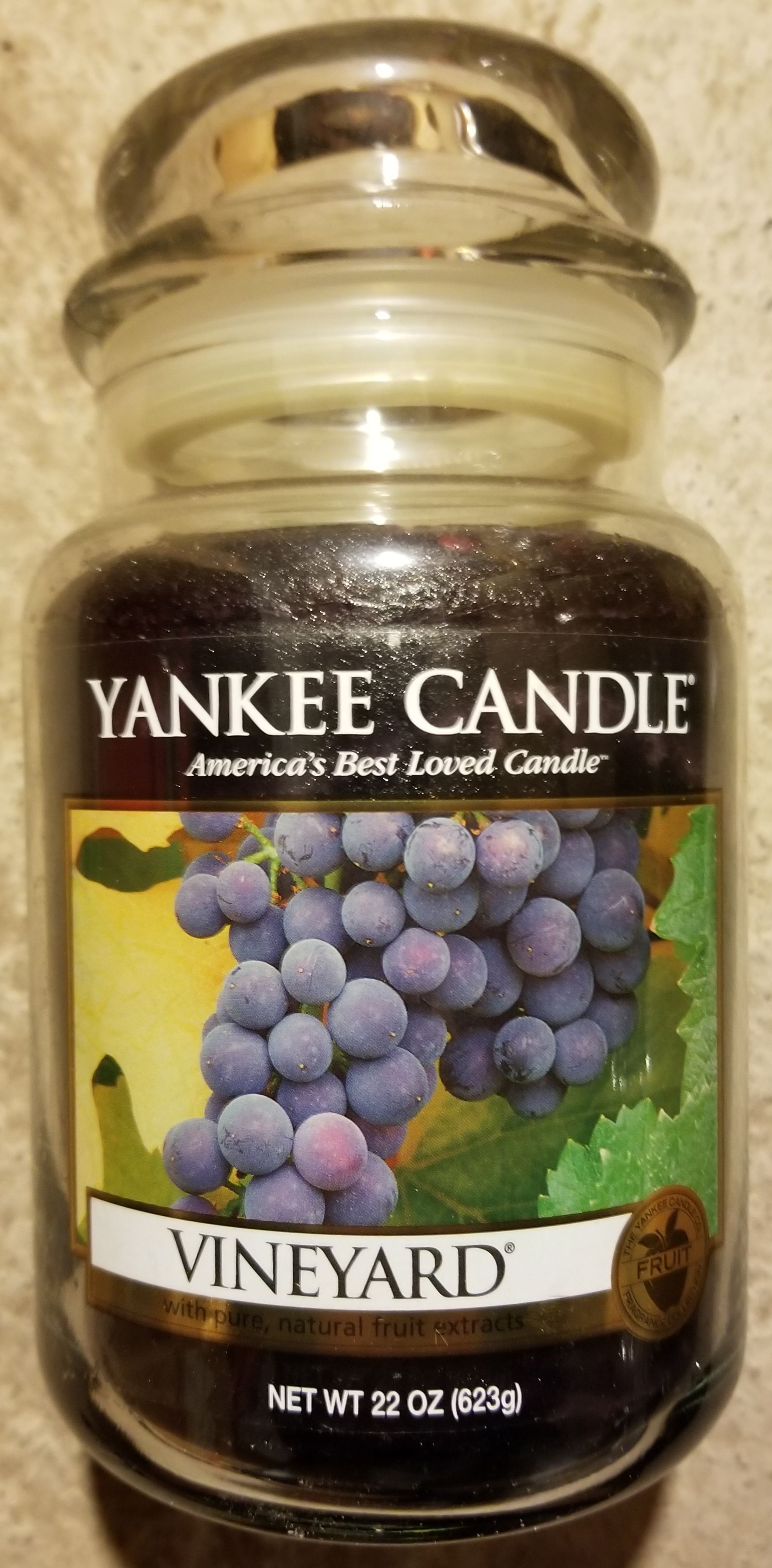 CANDLE: Wine Yankee Vineyard 2013 - Yankee Candle (Wine & Sangria Candles) action figure collectible - Main Image 1