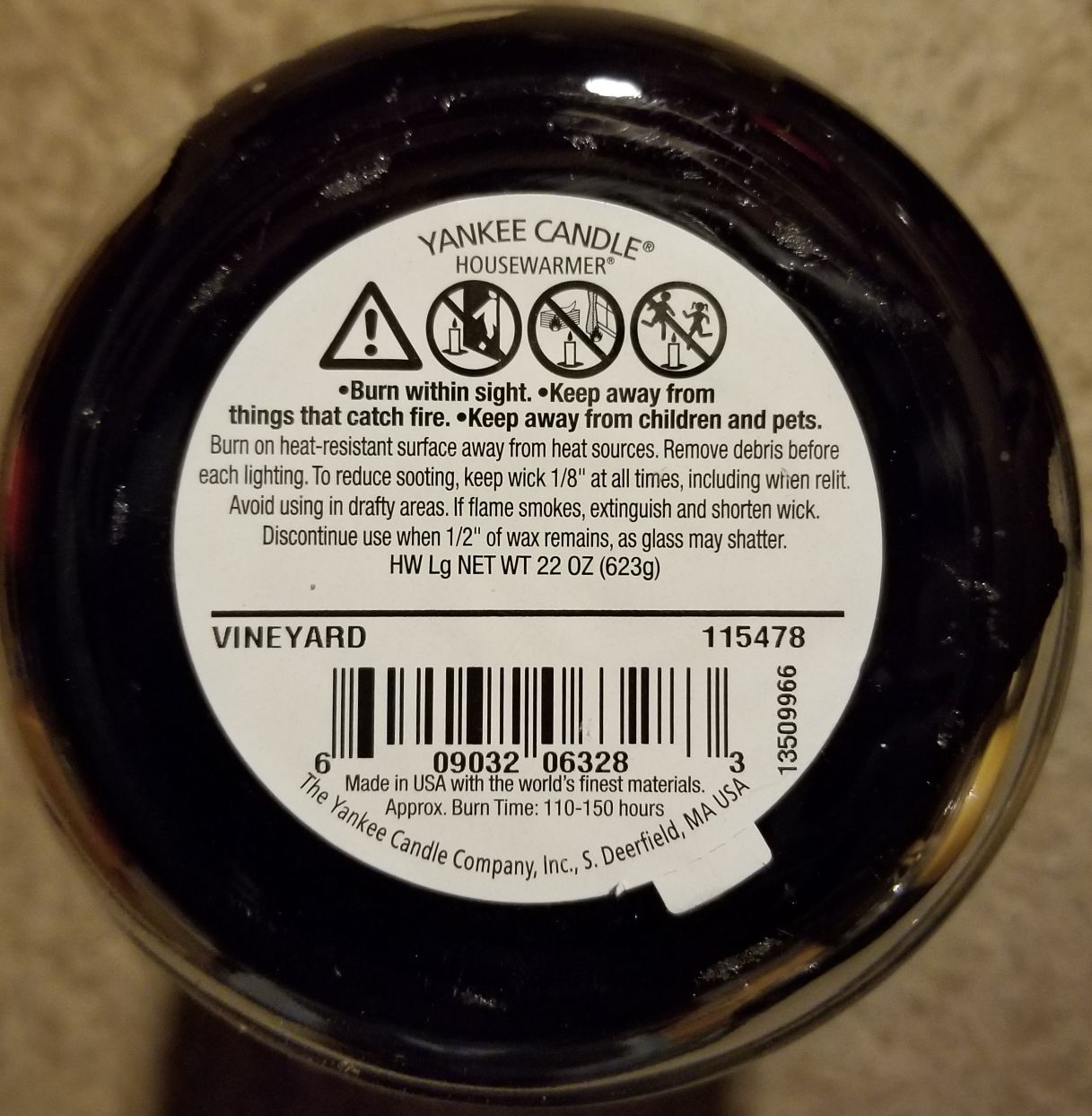 CANDLE: Wine Yankee Vineyard 2013 - Yankee Candle (Wine & Sangria Candles) action figure collectible - Main Image 2