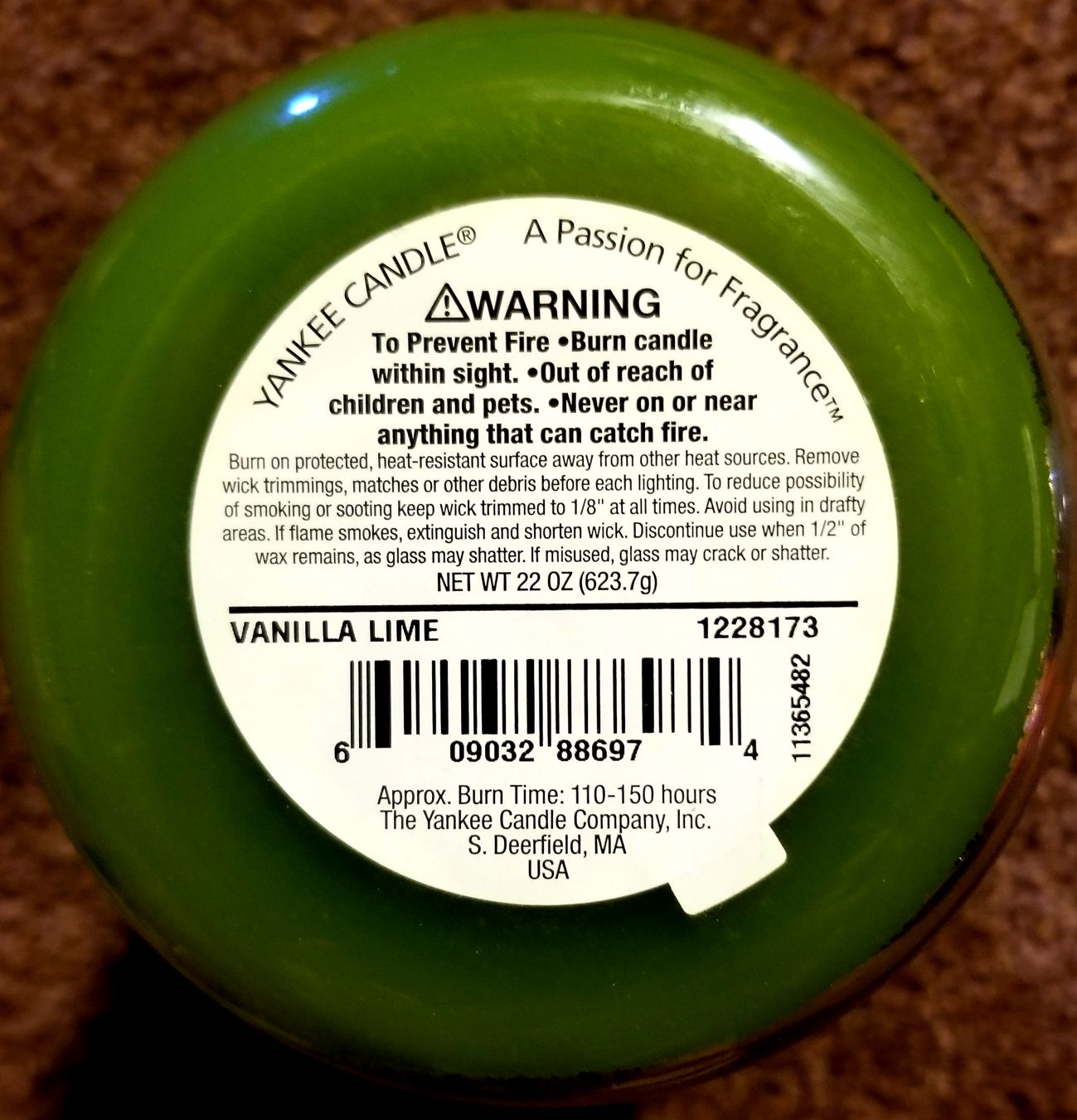 CANDLE: Summer Yankee Vanilla Lime Longabereger Edition 2011 - Yankee Candle (Summer Candles) action figure collectible - Main Image 2