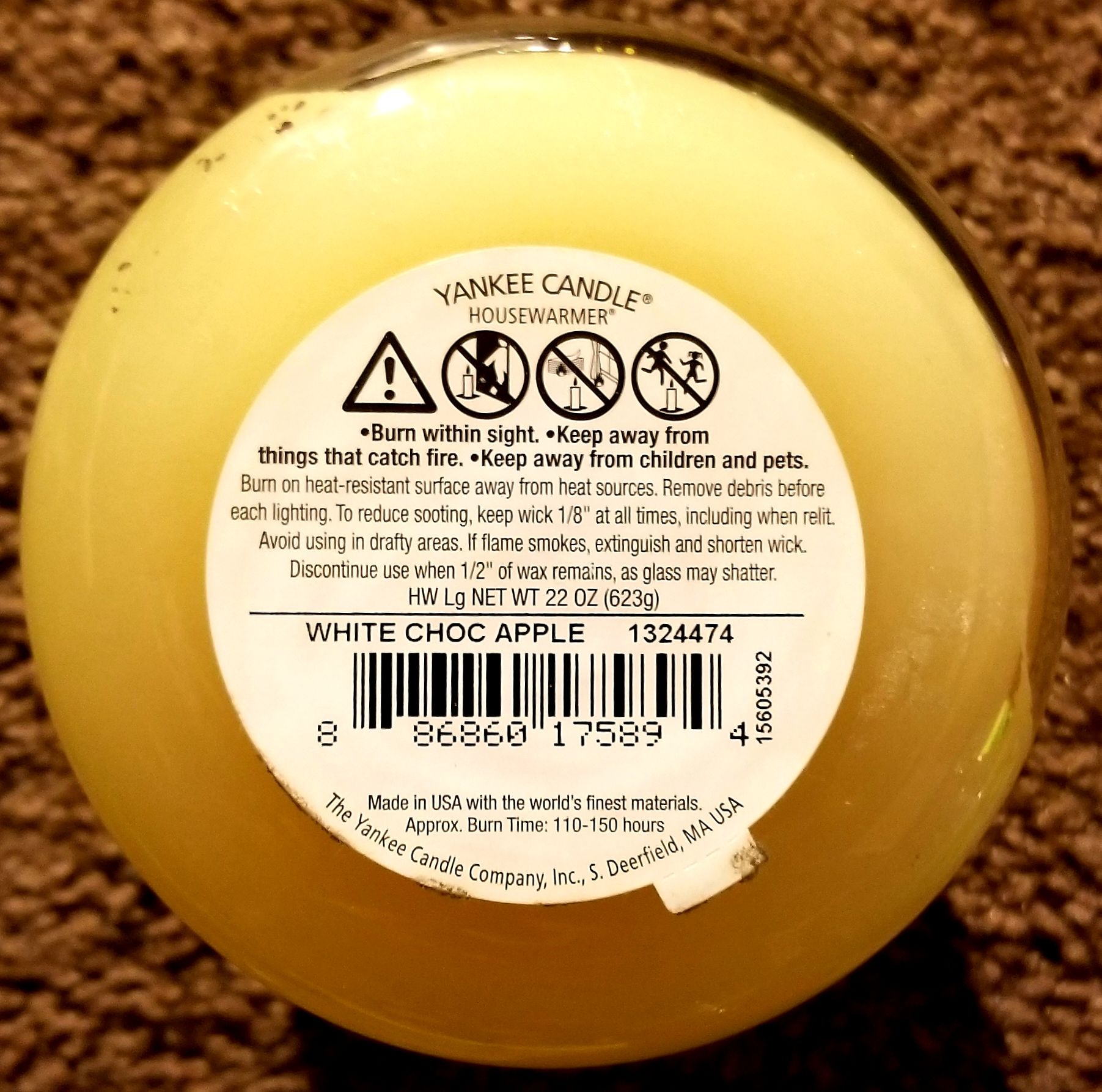 CANDLE: Summer Treats Yankee White Chocolate Apple 2015 - Yankee Candle (Summer Candles) action figure collectible - Main Image 2