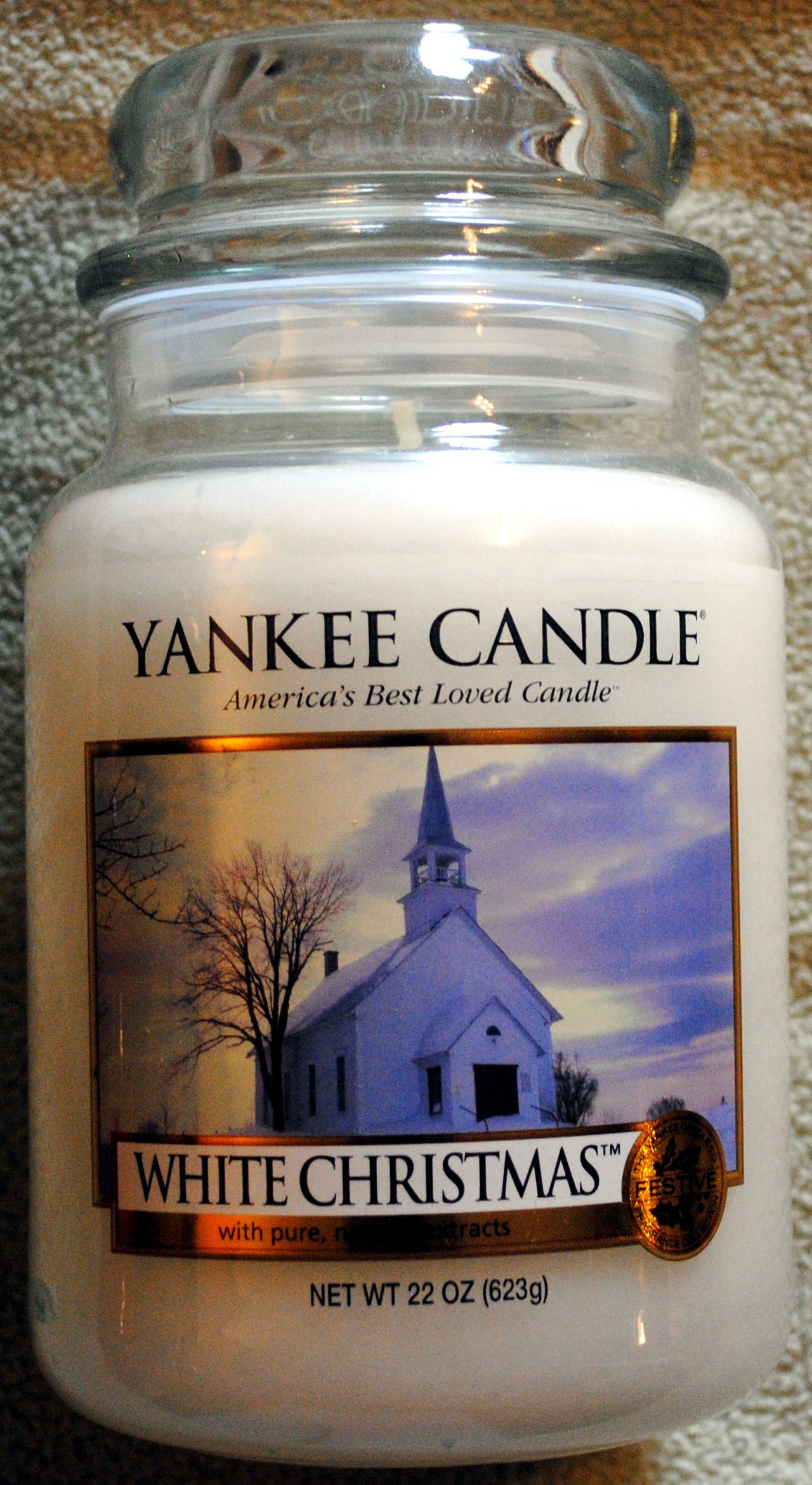 CANDLE: St. Patrick’s Day Yankee Candle Lucky Shamrock 2021