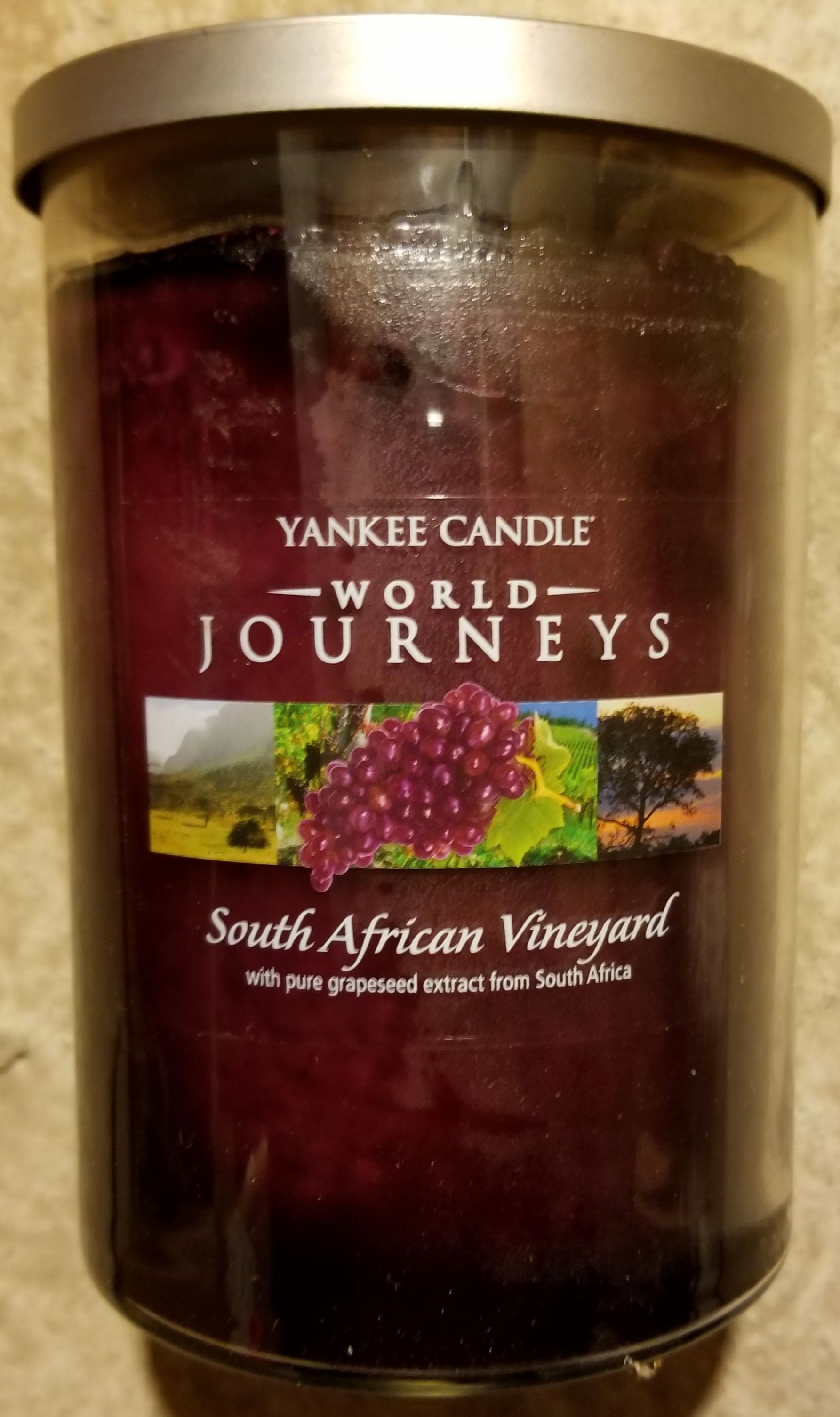 Funko Pop! Television: The Mandalorian Grogu MANDO