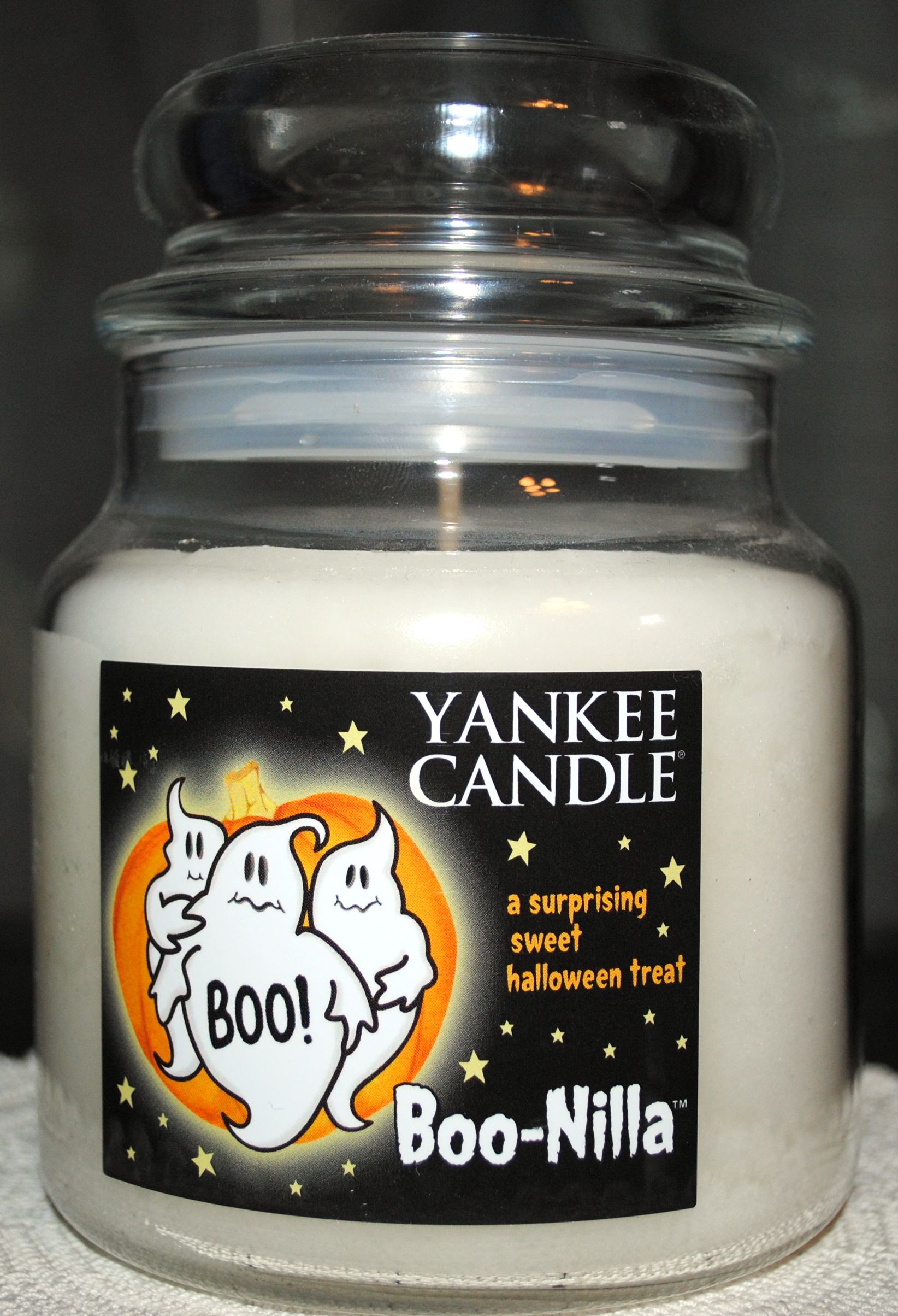 Hot Wheels Star Wars Vehicle Commemorative Series Naboo Starfighter N-1 TPM