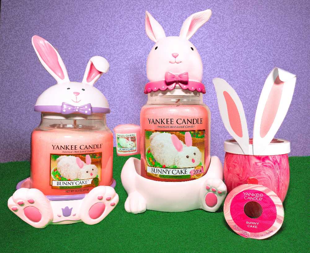 CANDLE: Easter Yankee Bunny Cake Medium 2014 - Yankee Candle (Easter Candles) action figure collectible - Main Image 3