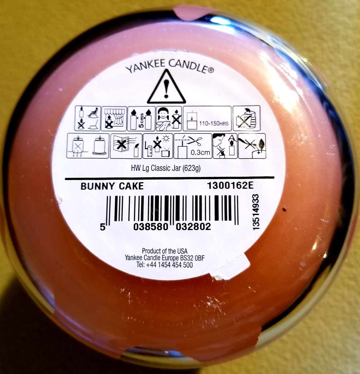 CANDLE: Easter Yankee Bunny Cake UK 2014 - Yankee Candle (Easter Candles) action figure collectible - Main Image 2