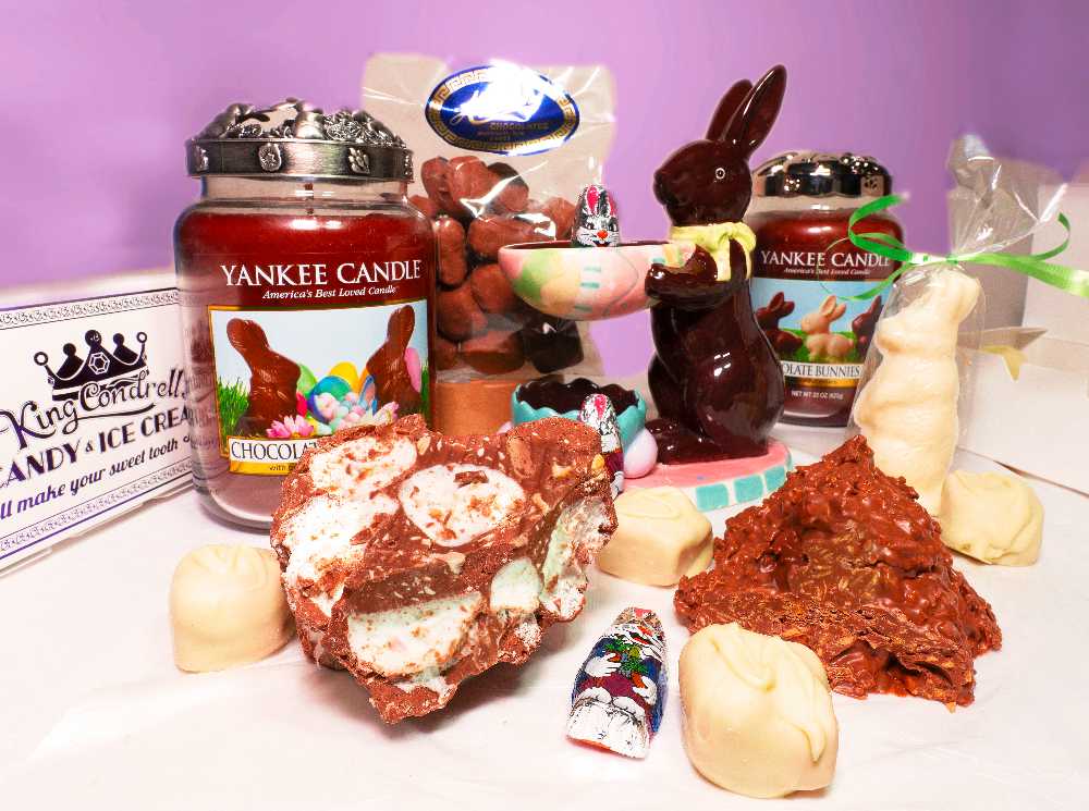 CANDLE: Easter Yankee Chocolate Bunnies 2014 - Yankee Candle (Easter Candles) action figure collectible - Main Image 3