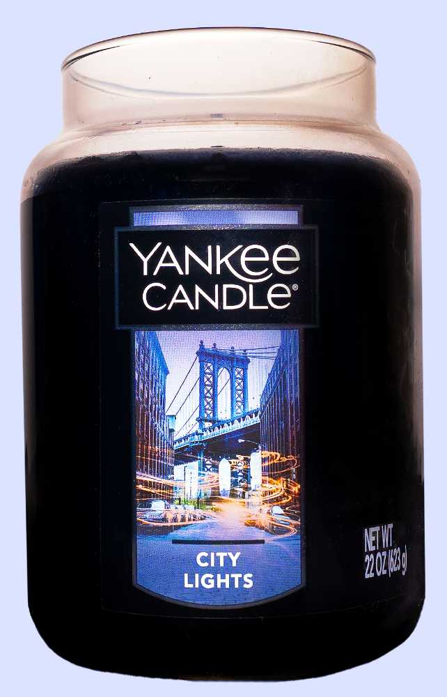 CANDLE: USA City Yankee City Lights New York City 2017 - Yankee Candle (USA Candles) action figure collectible [Barcode 886860954154] - Main Image 3