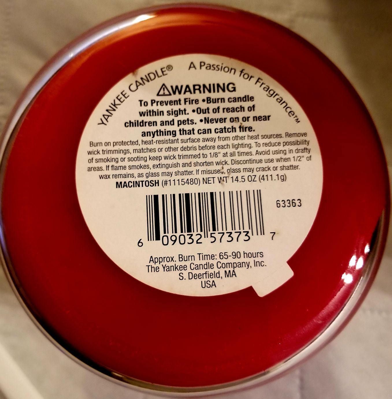 CANDLE: Valentine’s Day Yankee Candle Go Red for Women Love your Heart Macintosh 2006 - Yankee Candle (Valentine’s Day Candles) action figure collectible - Main Image 2