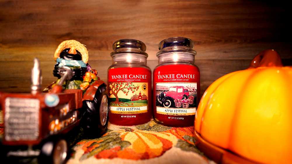 CANDLE: Autumn Candle Apple Festival 2016 - Yankee Candle (Autumn Candles) action figure collectible - Main Image 3