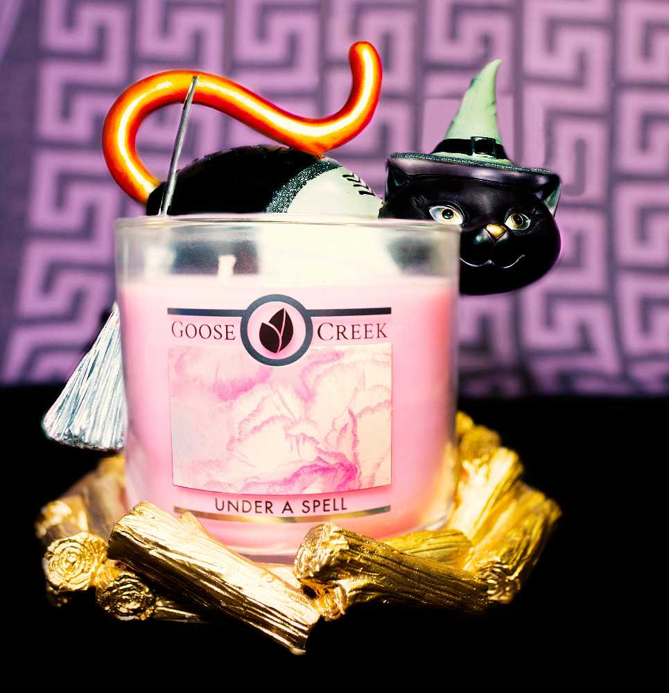 CANDLE: Valentine’s Day Goose Creek - Under a Spell 2021 - Goose Creek Candle (Valentine’s Day Candles) action figure collectible - Main Image 4