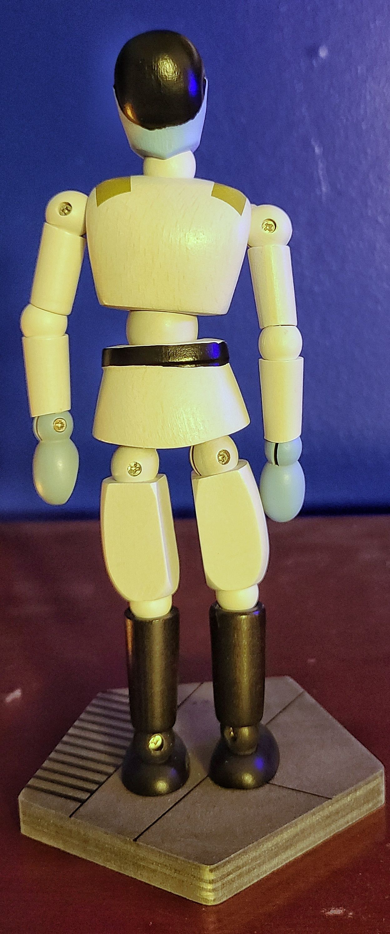 Disney Galaxy’s Edge 6 inch Wooden Grand Admiral Thrawn Doll REBELS - Disney Galaxy’s Edge Shops (Star Wars Galaxy’s Edge Merchandise) action figure collectible [Barcode 400922364578] - Main Image 2