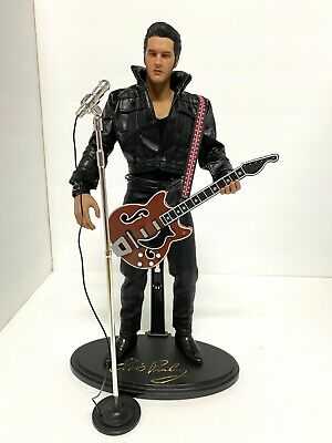 CANDLE: Halloween Country Candle Zombie Night  2019 Kringle